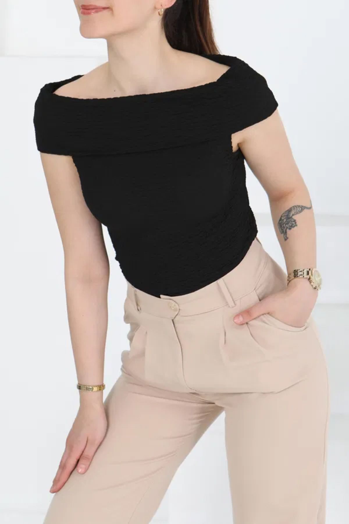 Butik Buffle Kolsuz Madonna Bluz