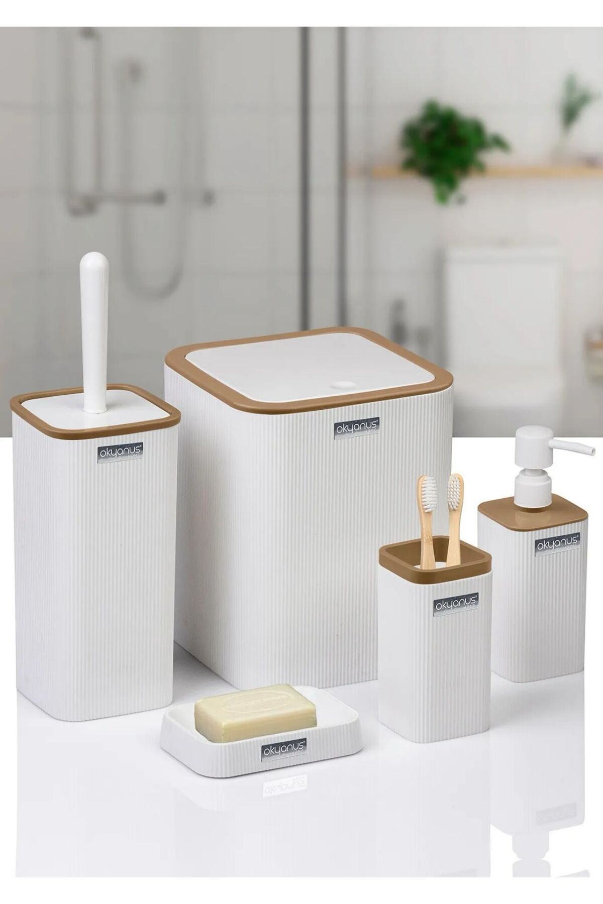 Lalisa Home Mina Due Beyaz Çizgili Kare 5'li Banyo Set