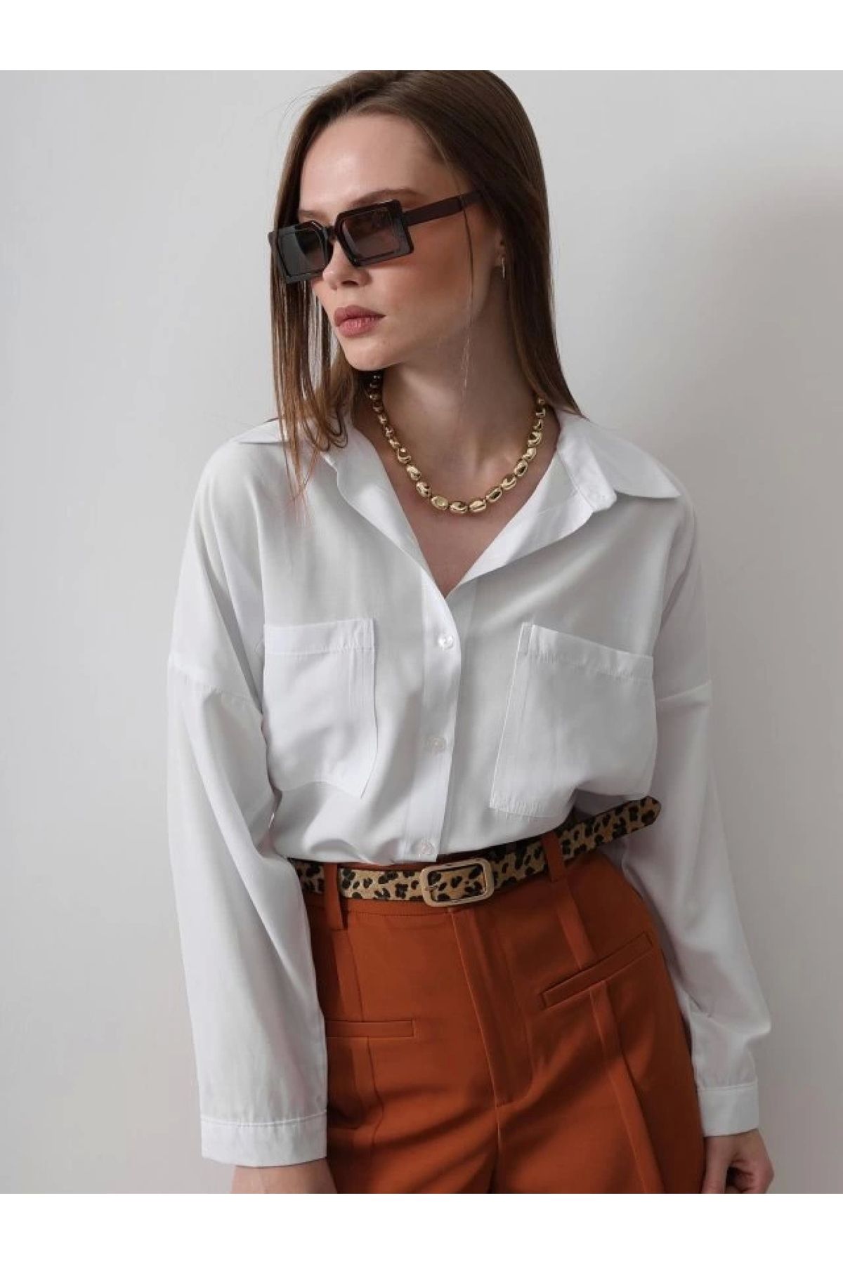 POLEXP Beyaz Gömlek - Trendy ve Şık Moda İkonu