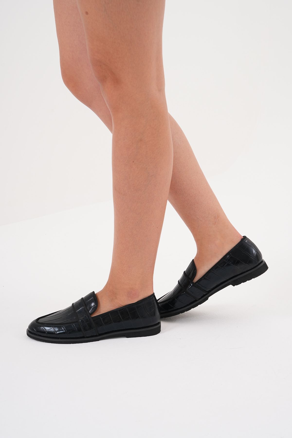 golden heel siyah ultra hafif günlük kadın loafer ayakkabı