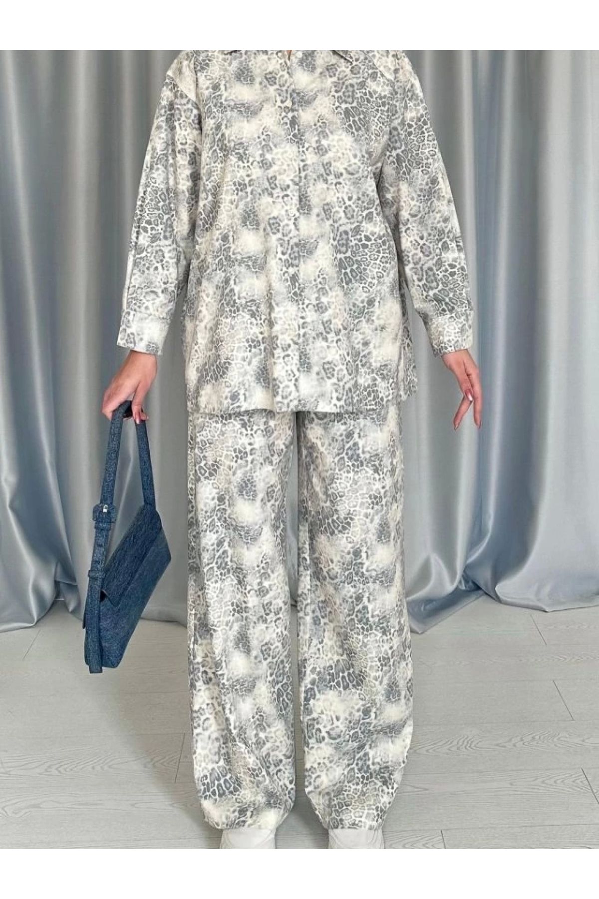 POLEXP Modern Gri Leopar Desenli Keten Takım