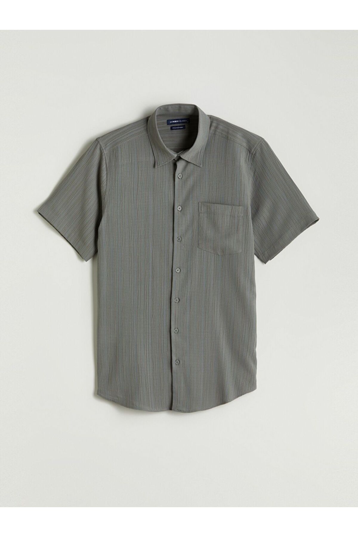 LC Waikiki LCWAIKIKI Classic Regular Fit Kısa Kollu Desenli Armürlü Erkek Gömlek