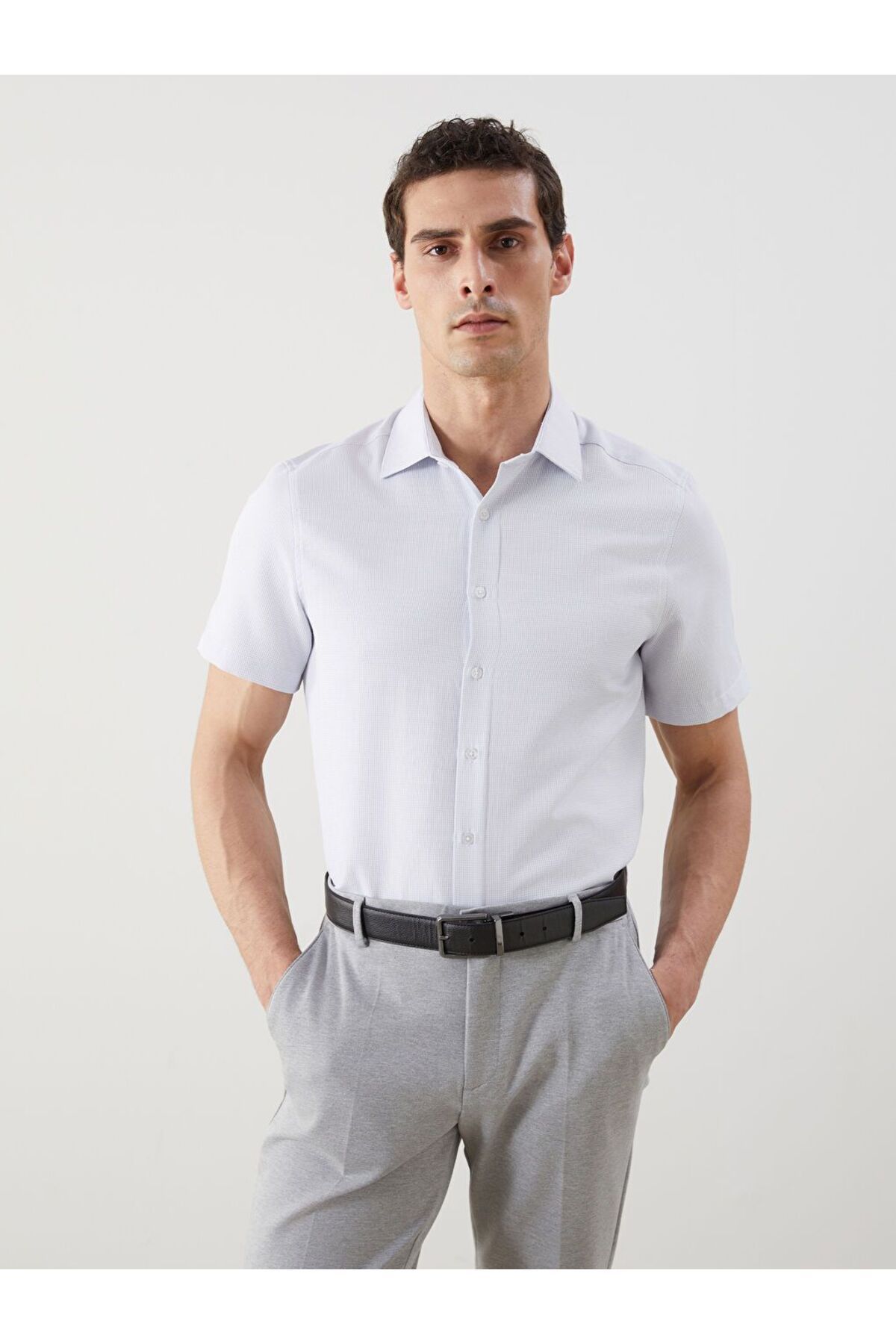 LC Waikiki LCWAIKIKI Formal Regular Fit Kısa Kollu Erkek Gömlek