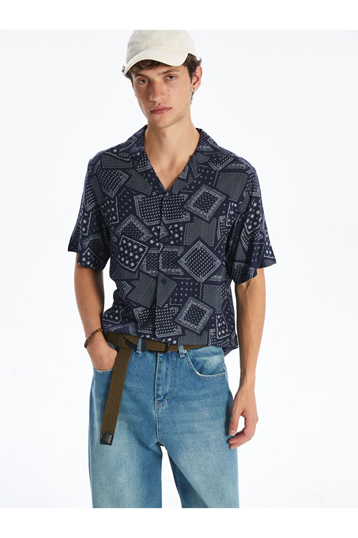 LC Waikiki XSIDE Regular Fit Kısa Kollu Desenli Viskon Erkek Gömlek
