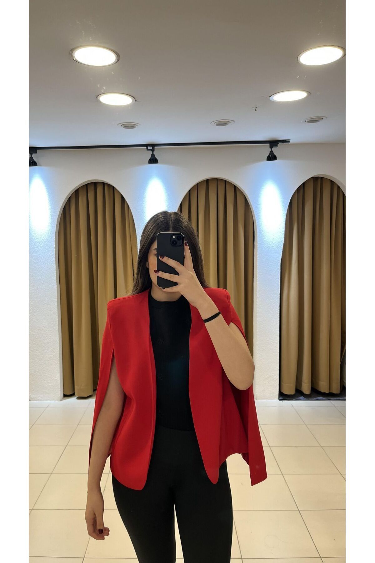 SUNAYBUTİK KIRMIZI CEKET