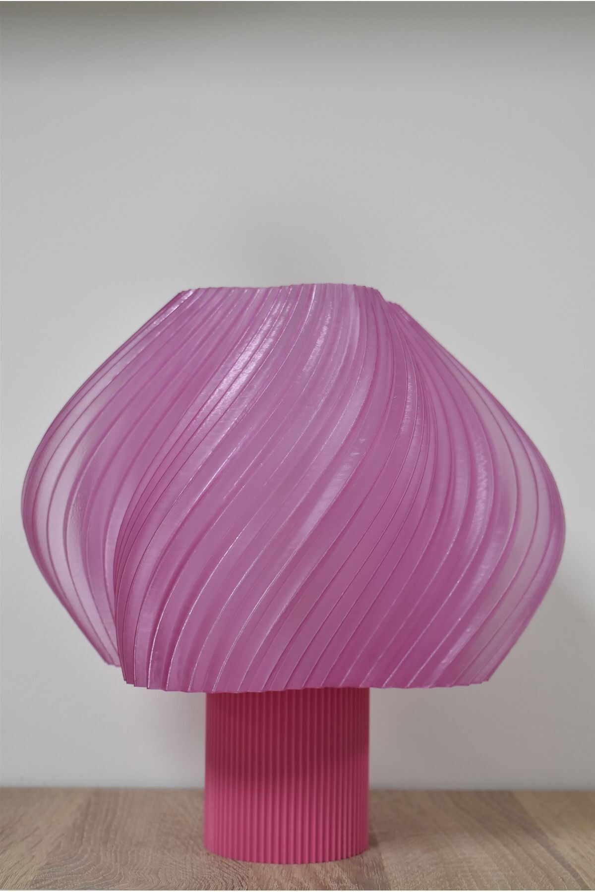 SerenityHaven Creamaura Soft Pembe Abajur
