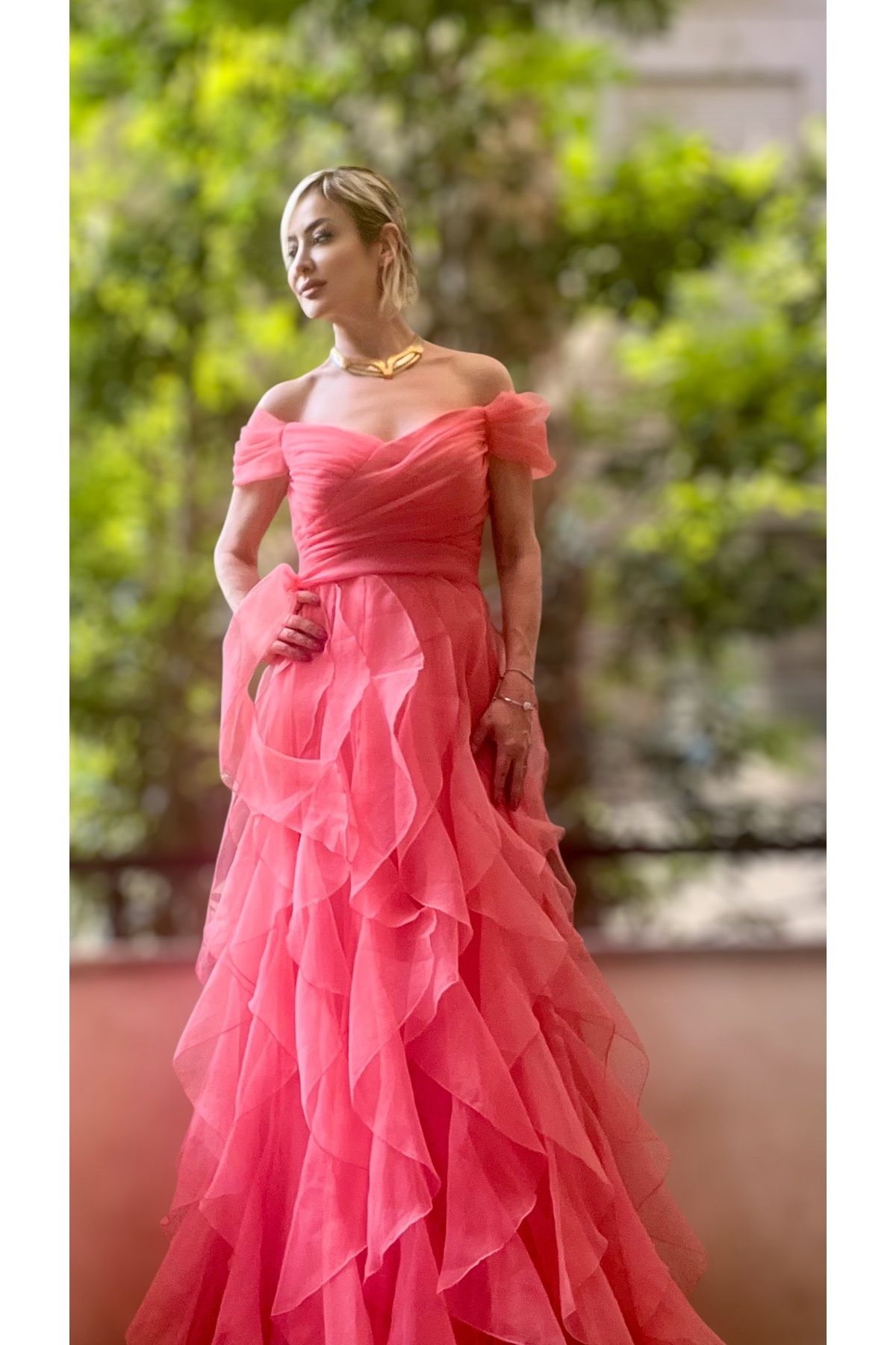 satya PEMBE ORGANZA UZUN, OMUZ AÇIK ABİYE ELBİSE
