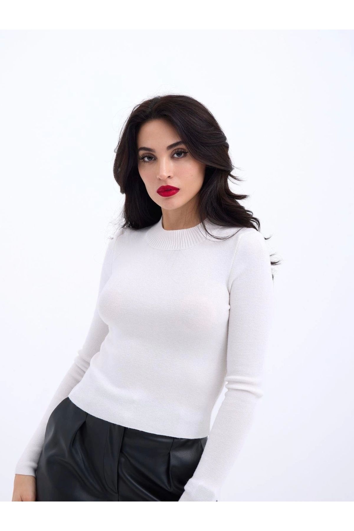 POLEXP Trendy Ekru Triko Kazak