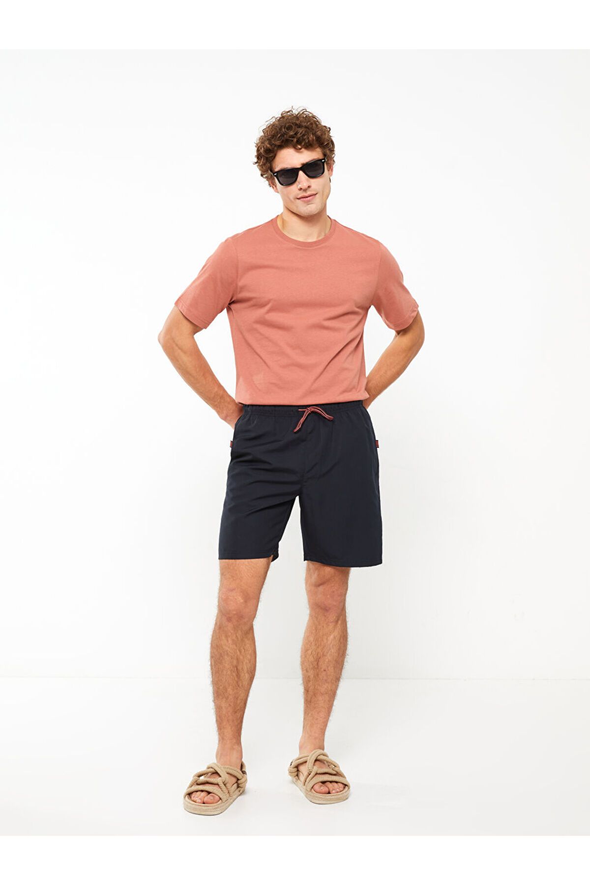 LC Waikiki Yeni Sezon Diz Hizasi Boy Erkek Deniz Sortu - S34800Z8