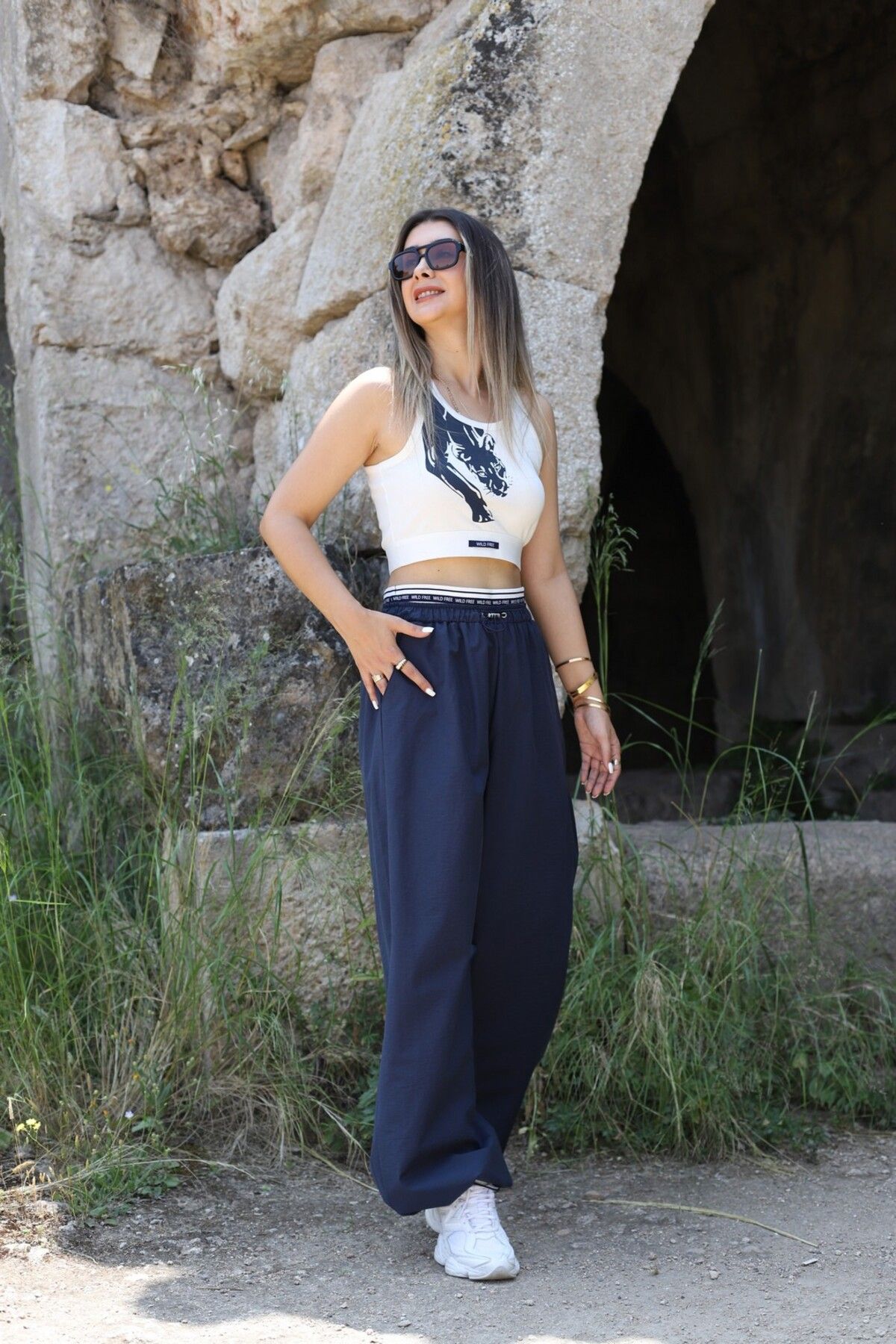 bytugcekaya Lacivert Paraşüt Pantolon Kaplan Baskılı Bluz Takım