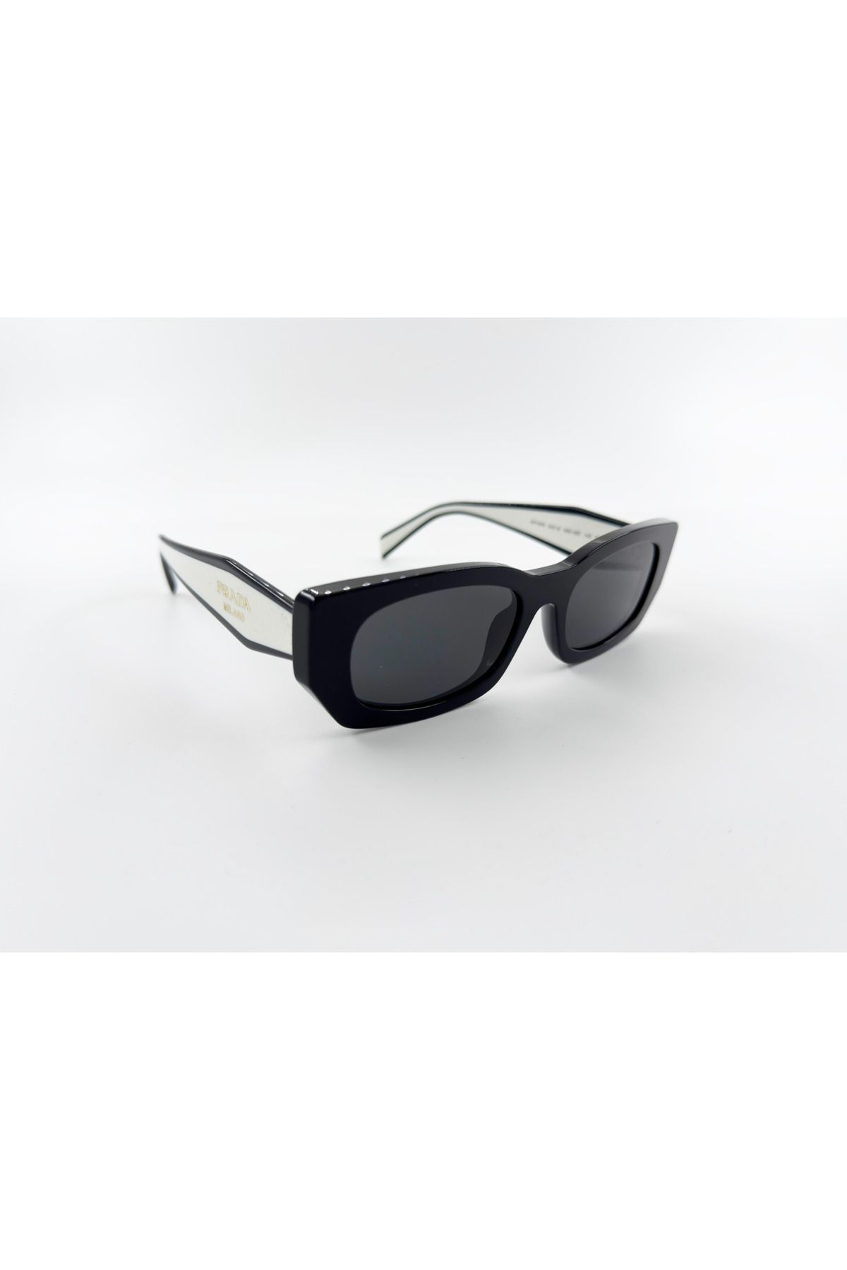 Prada B05S 09Q08Z 53 Kadın Güneş Gözlüğü