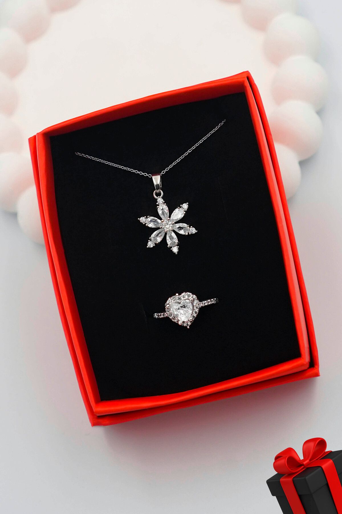 TREND COLLECTİON Zirkon Taşlı Lotus Çiçeği Model Kadın Kolye Ve Kalp Yüzük Set (Kutulu)