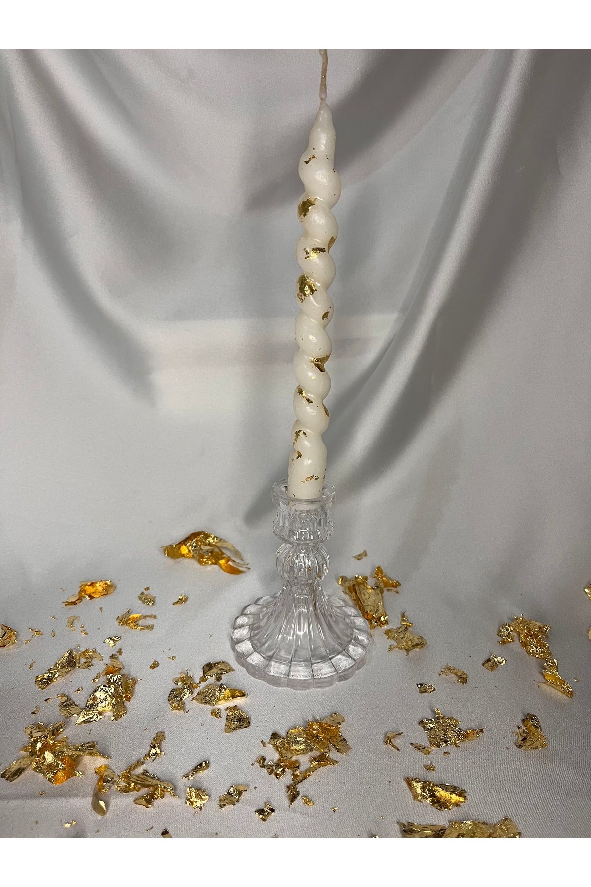 Nis Candle More Altın Yaldız Detaylı Burgulu Kabartma Desen Şamdan Mum