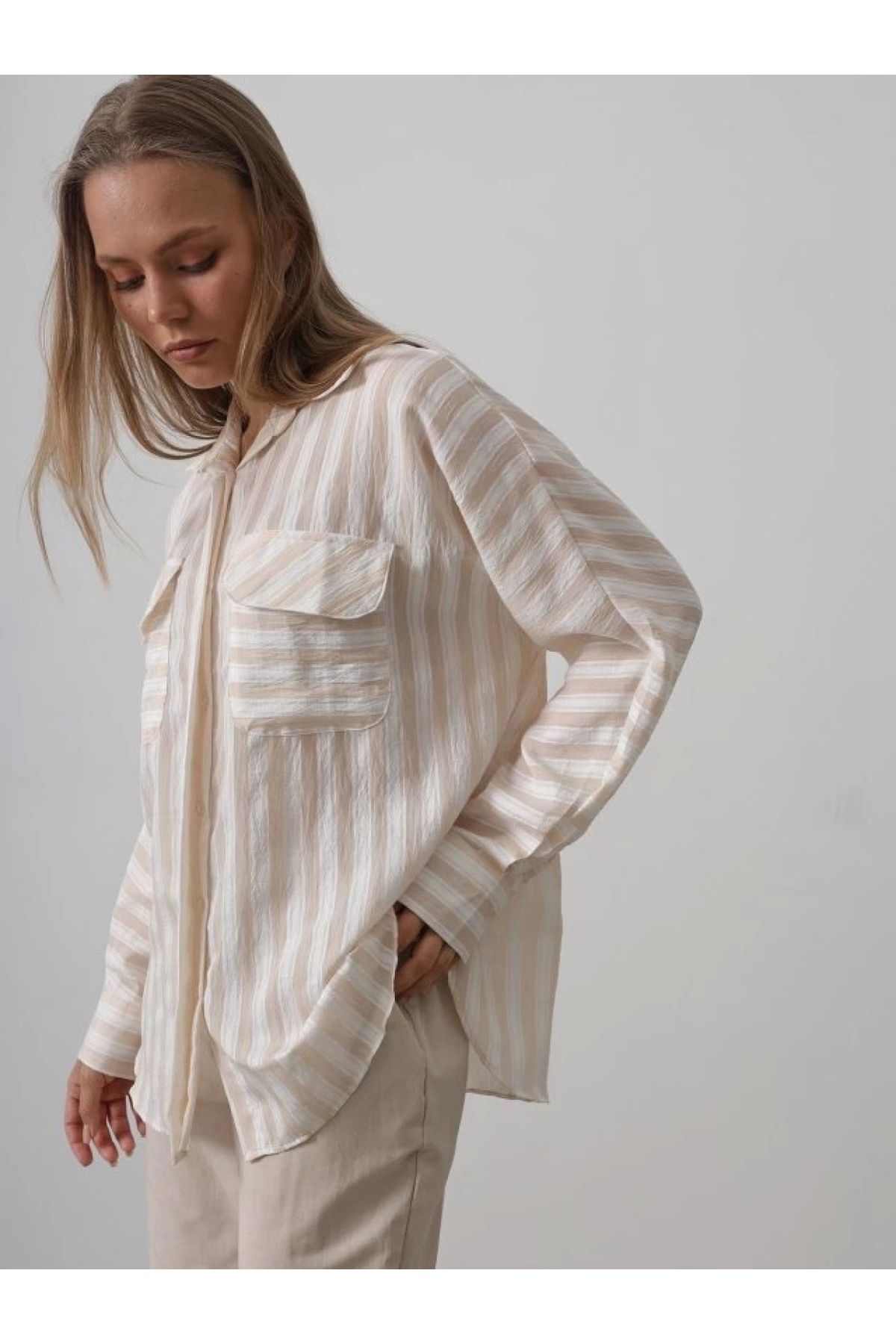 POLEXP Şık ve Rahat Oversize Bej Gömlek