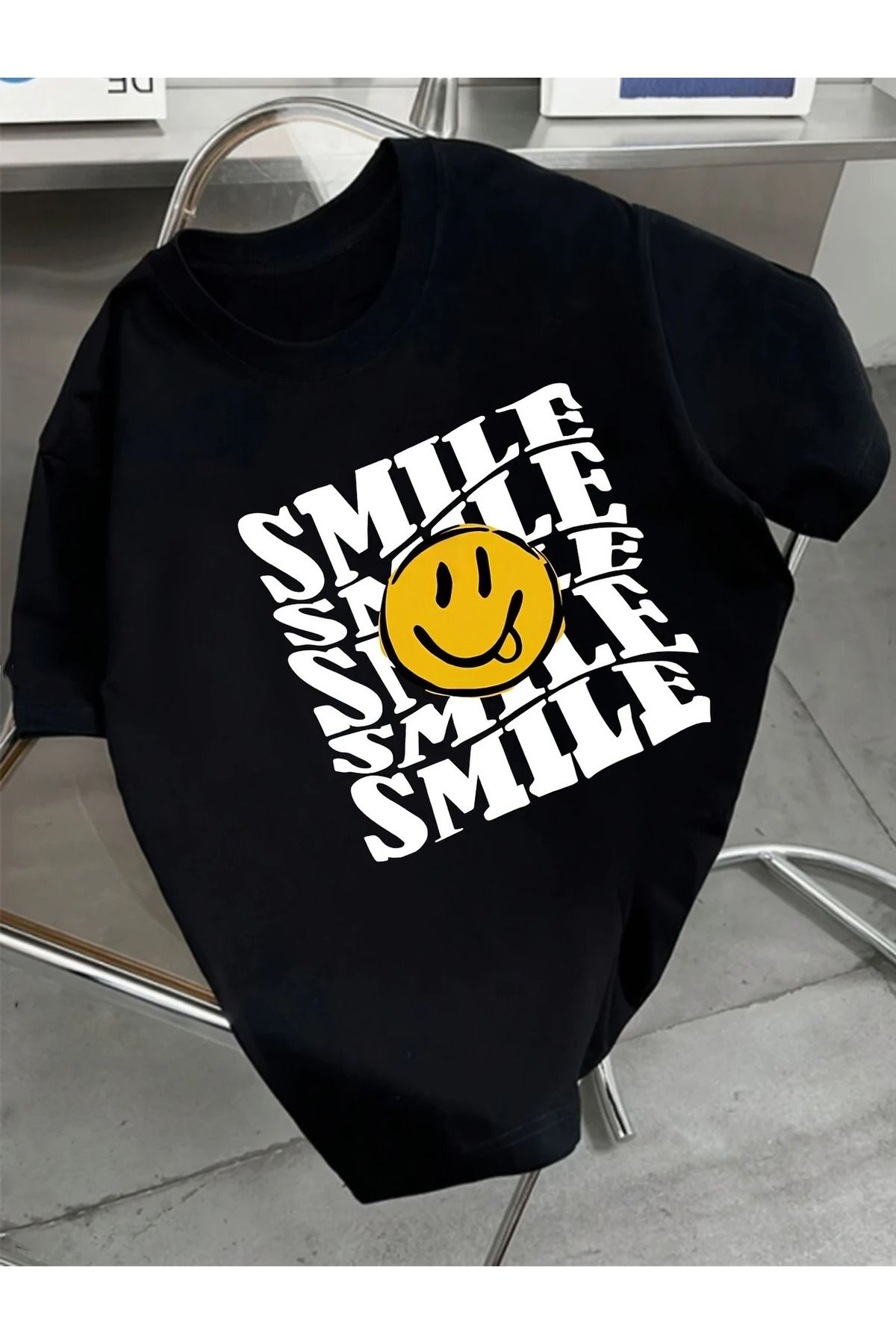 Massgai Unisex Smile Emoji Baskılı Oversize %100 Pamuk T-shirt