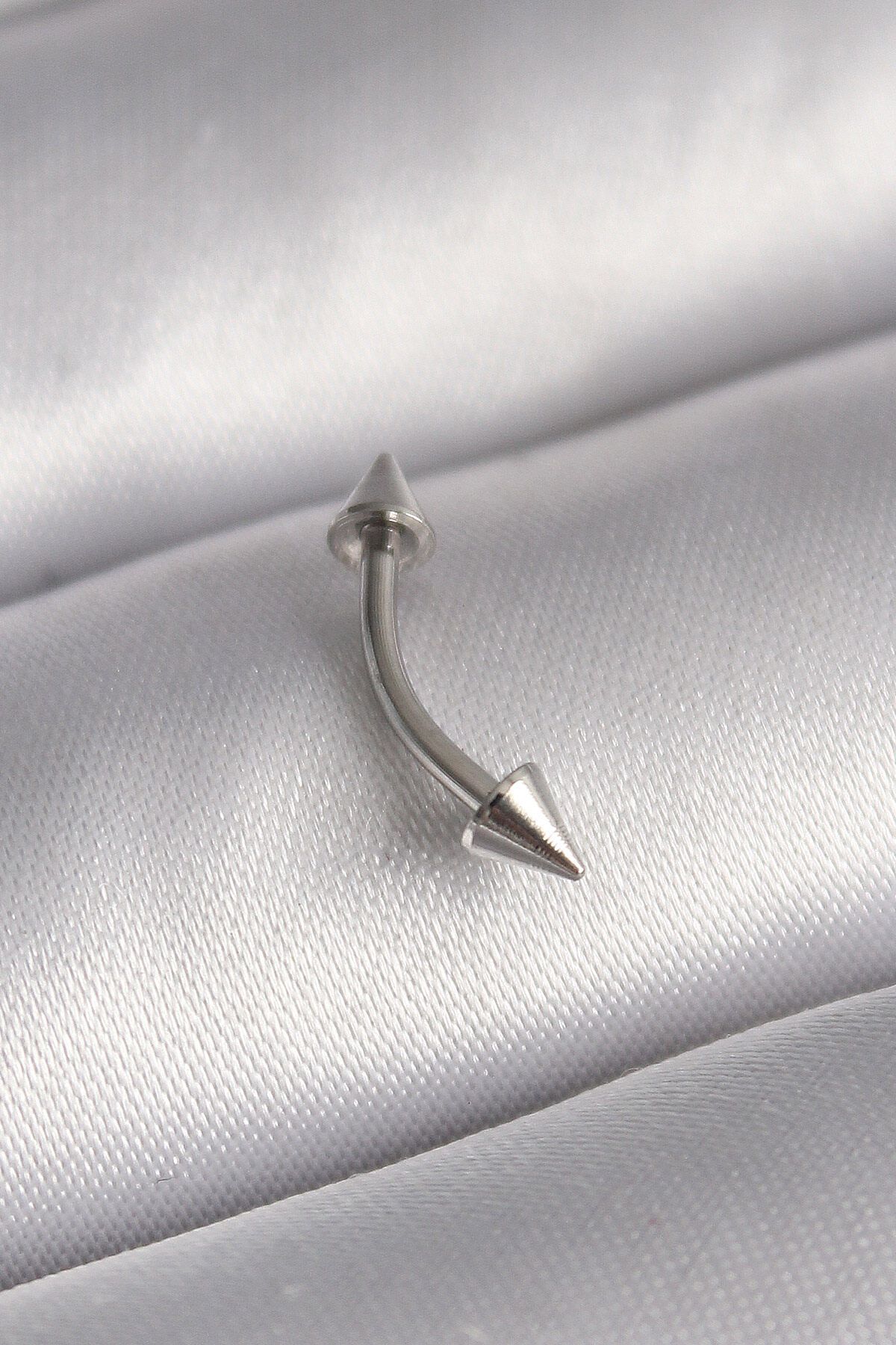 Avantaj Kapıda ® 316L Çelik Gümüş Renk Çivi Model Piercing
