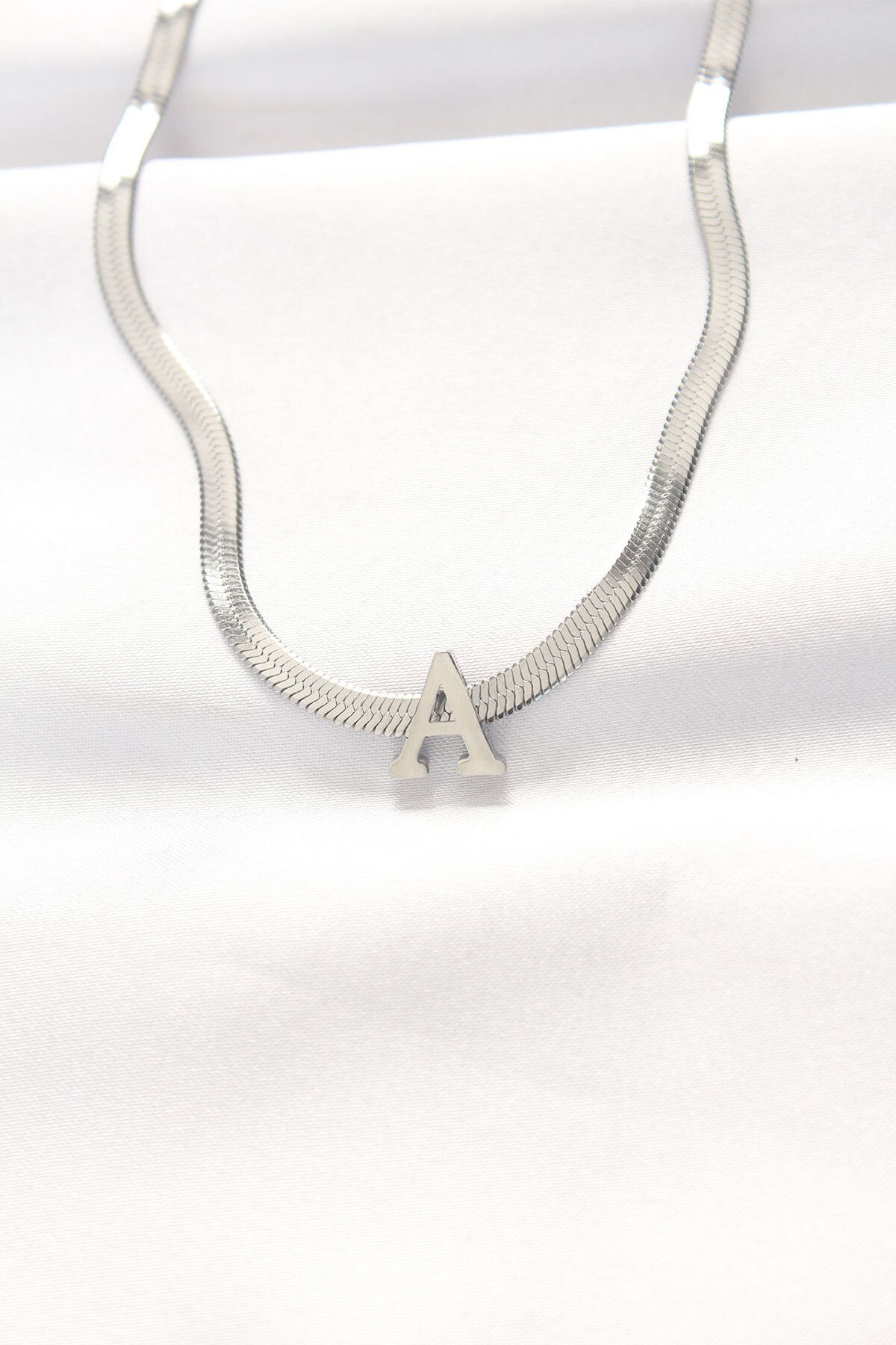 Avantaj Kapıda ® 316L Çelik A Harfli Silver Renk İtalyan Zincirli Kolye