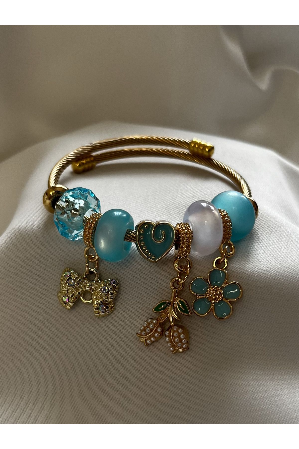MODA Lale Fiyonk Charmlı Gold Bilezik