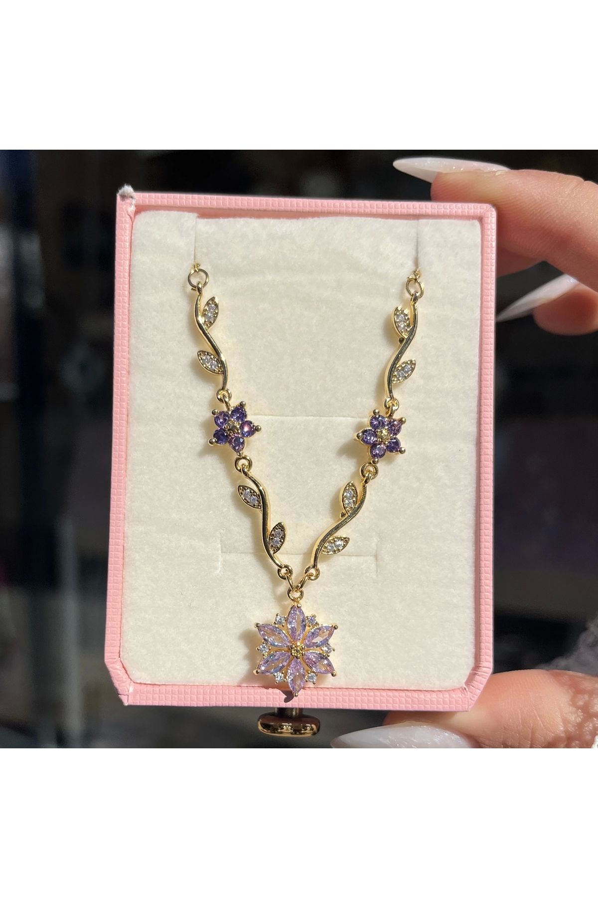Vintagezegeni Mor Prenses Çiçeği Violet Kolye