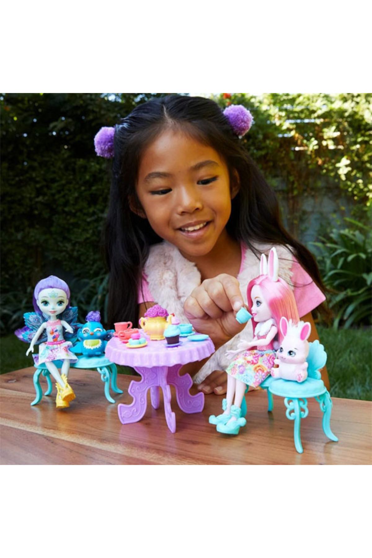 mattel-EnchanTimals Playset, Bree Bunny and Patter Peacock, Tea Party 2