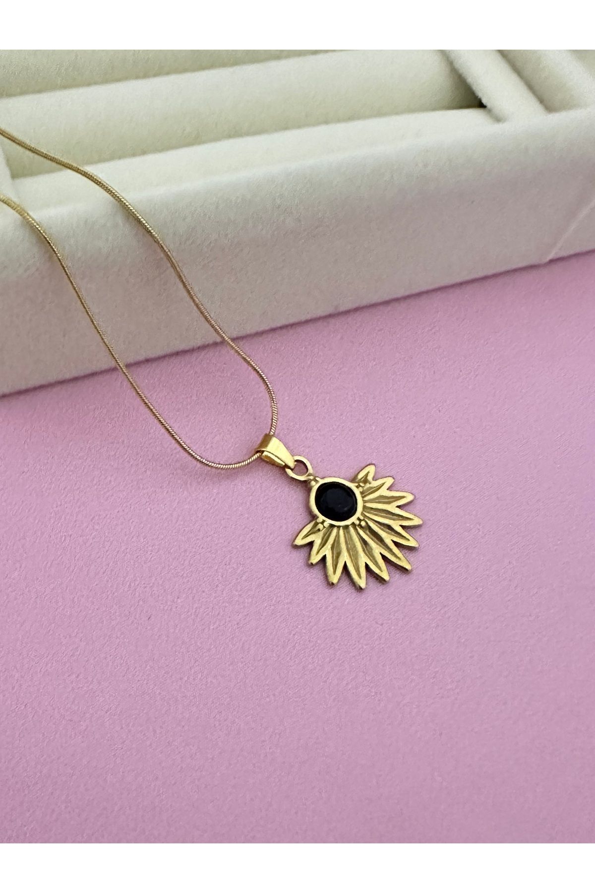 Lumina Atelier Çelik Kolye
