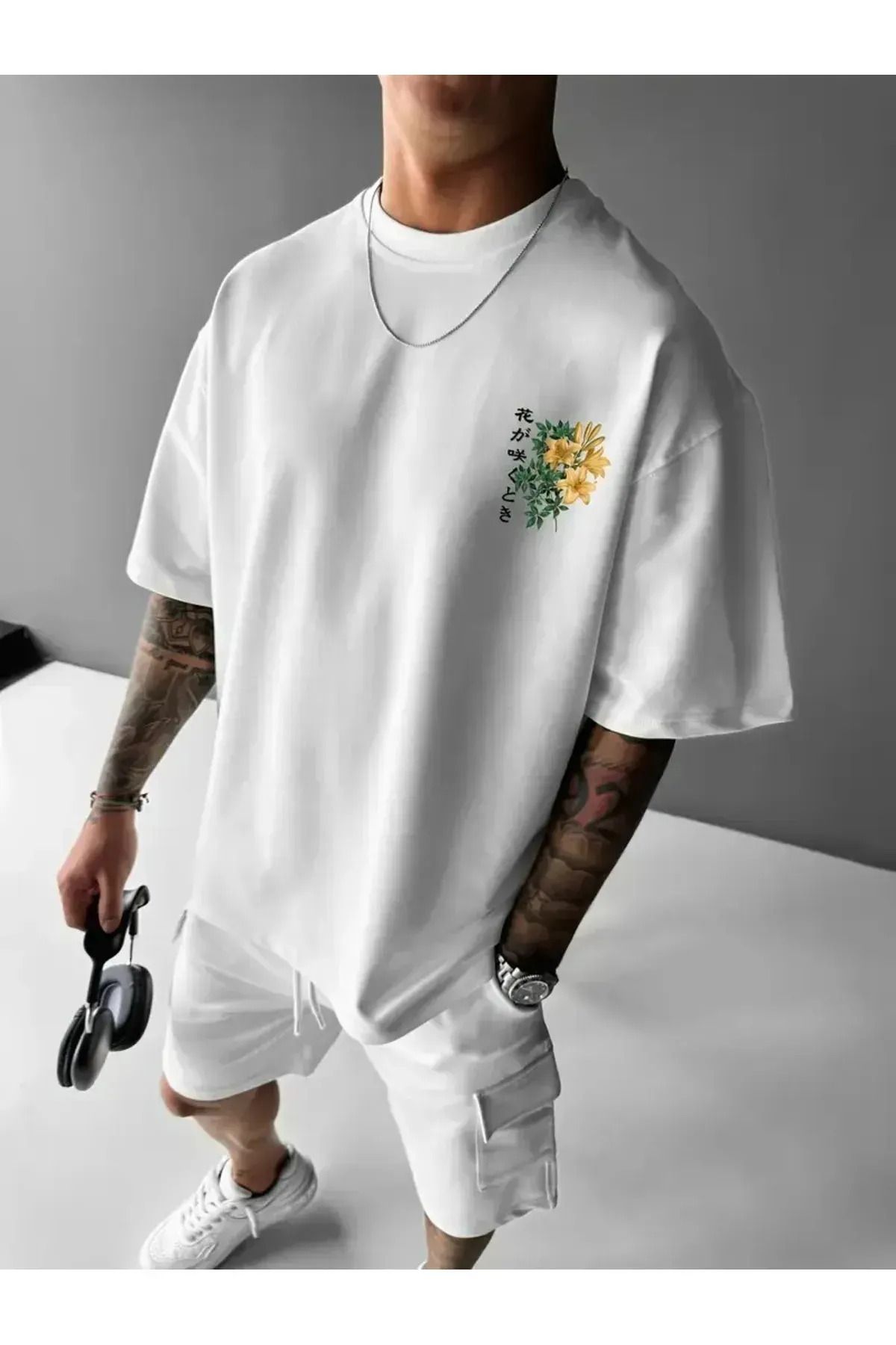 Koklonmoda Büyük Beden Unisex Ay&Çiçek Baskılı Oversize T-Shirt