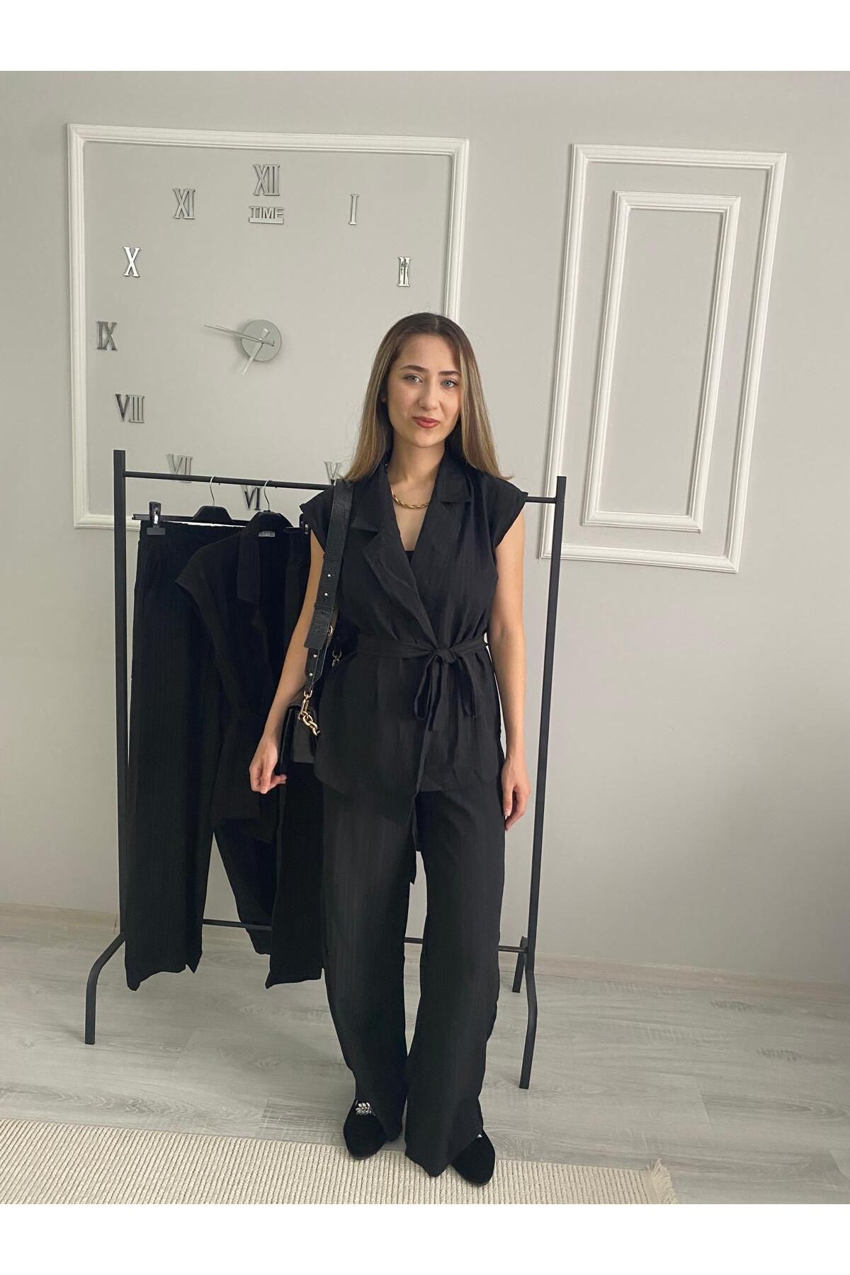 Butik Mono Kaplama Siyah Yelek ve Pantolon İkili Takım