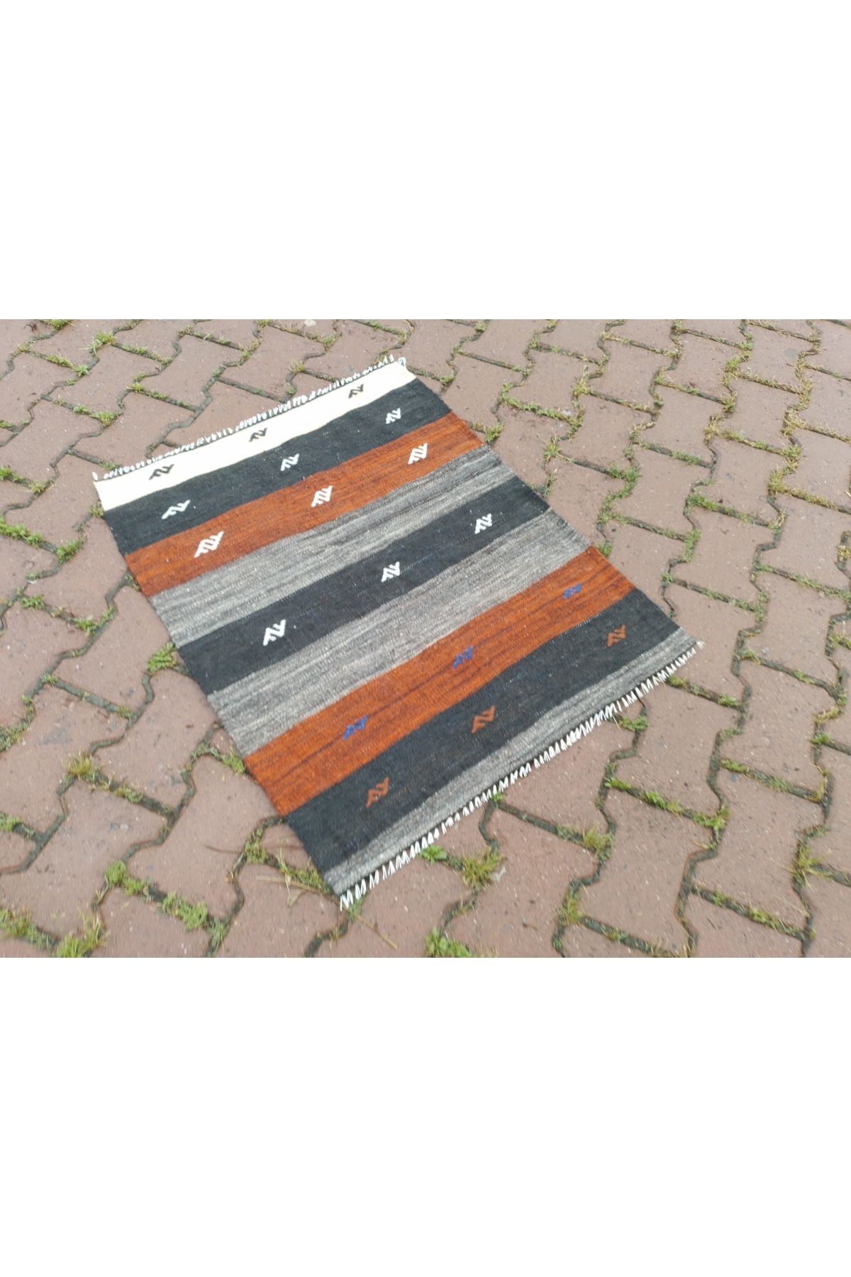 ŞAHMERDANOĞLU 70 x 87 Cm El Yapımı Mersin Yöresi Küçük Kilim, Babanızın İşyerine En Güzel Unutulmaz Hediye L7