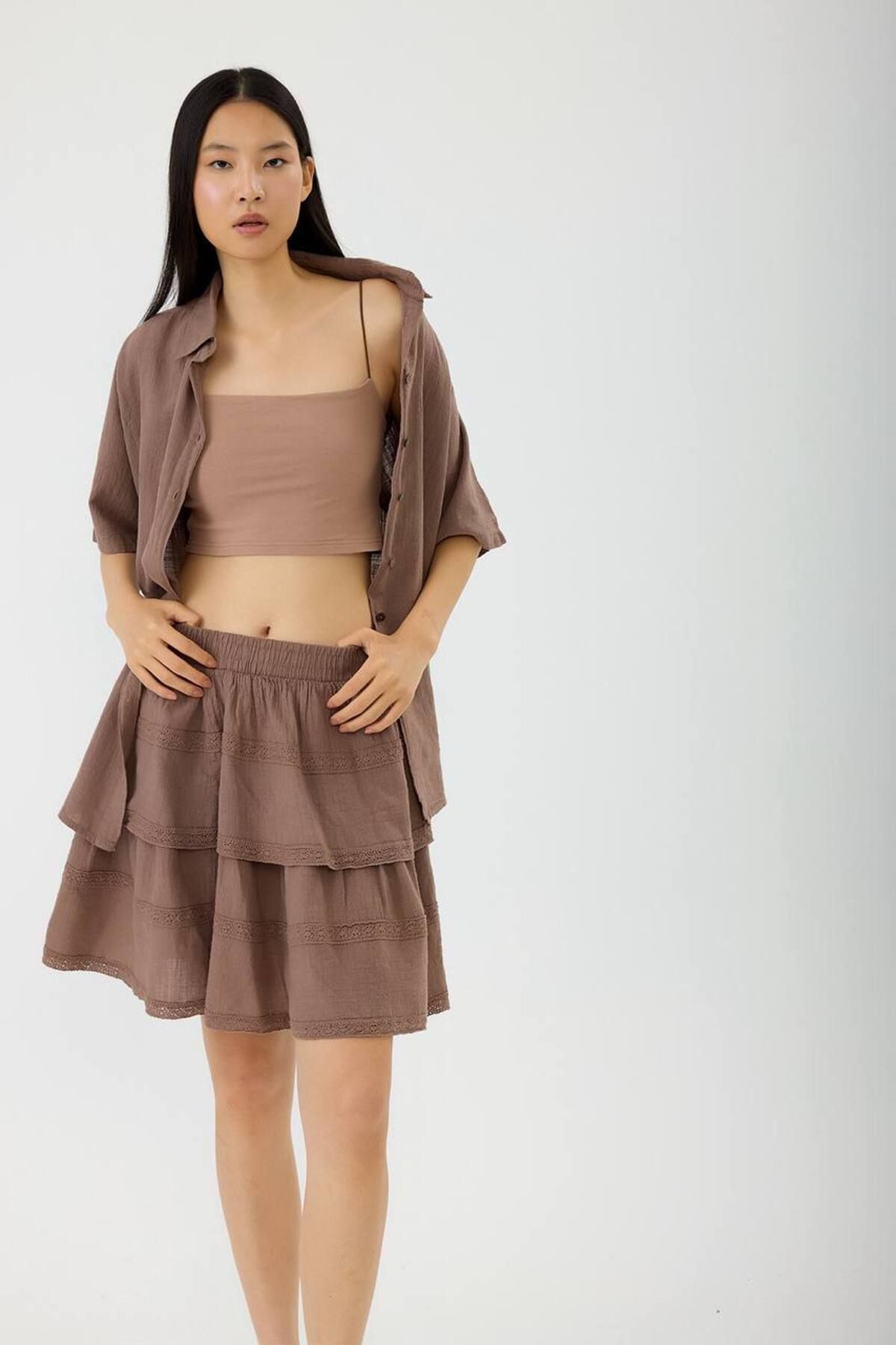 Butik Floral Lace Hem Skirt