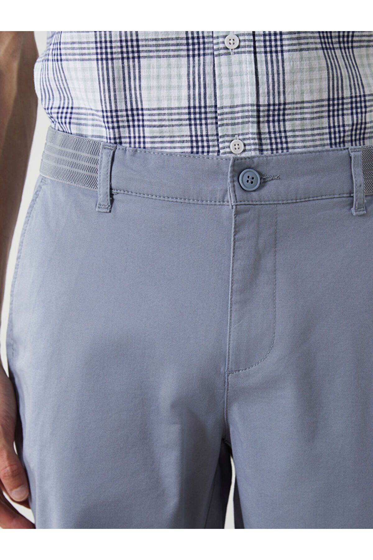 LC Waikiki-Ανδρικό σορτς Gabardine Standard Fit 3