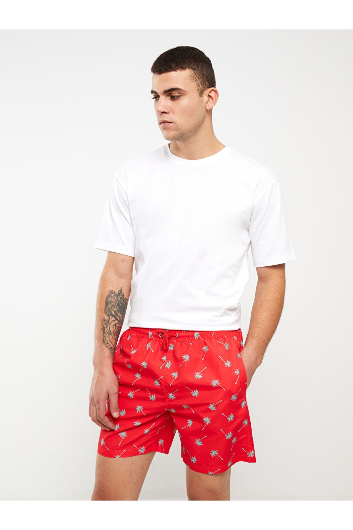 LC Waikiki-Short Length Patterned Men's Sea Shorts 2