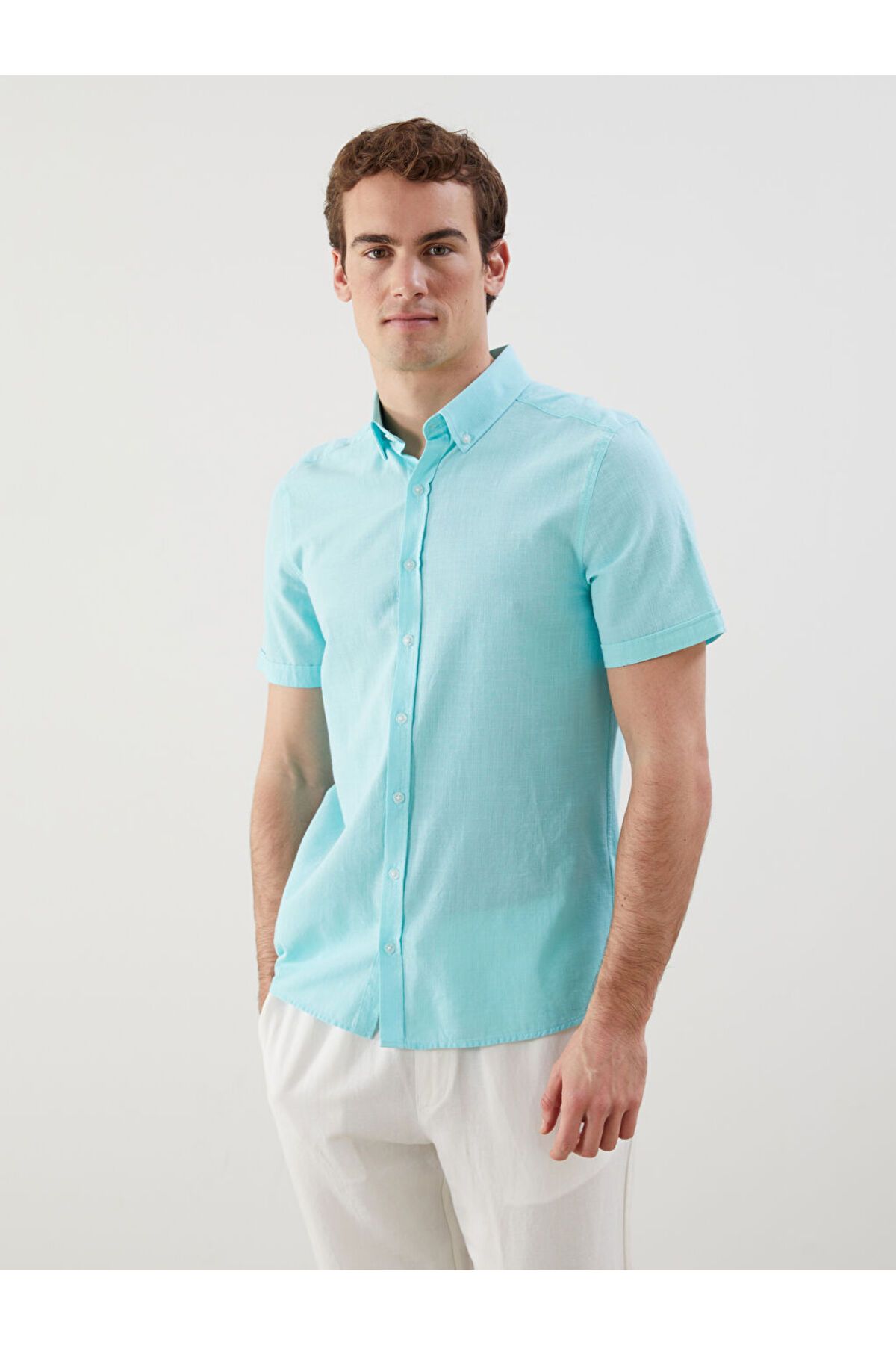 LC Waikiki Slim Fit Kısa Kollu Keten Karışımlı Erkek Gömlek