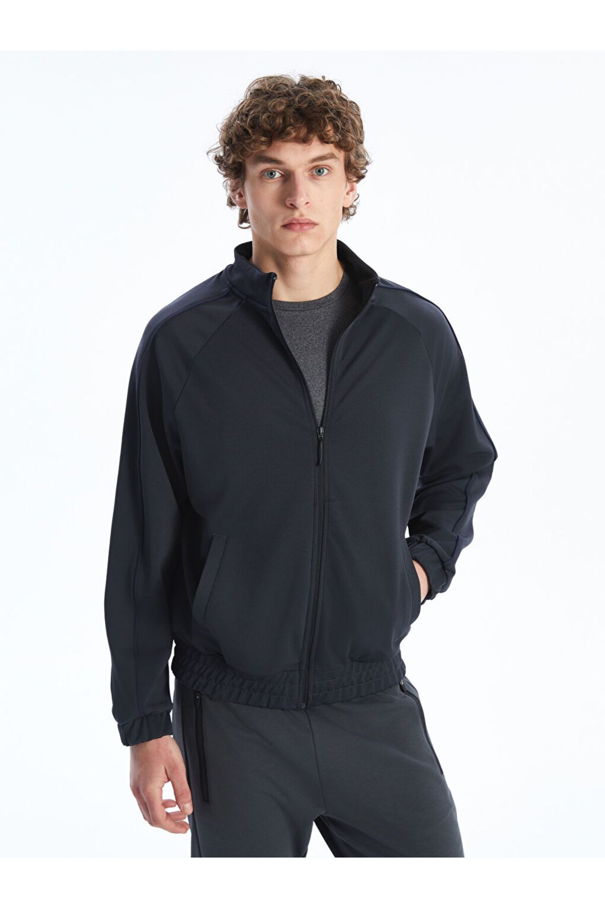LC Waikiki Dik Yaka Uzun Kollu Erkek Fermuarlı Sweatshirt