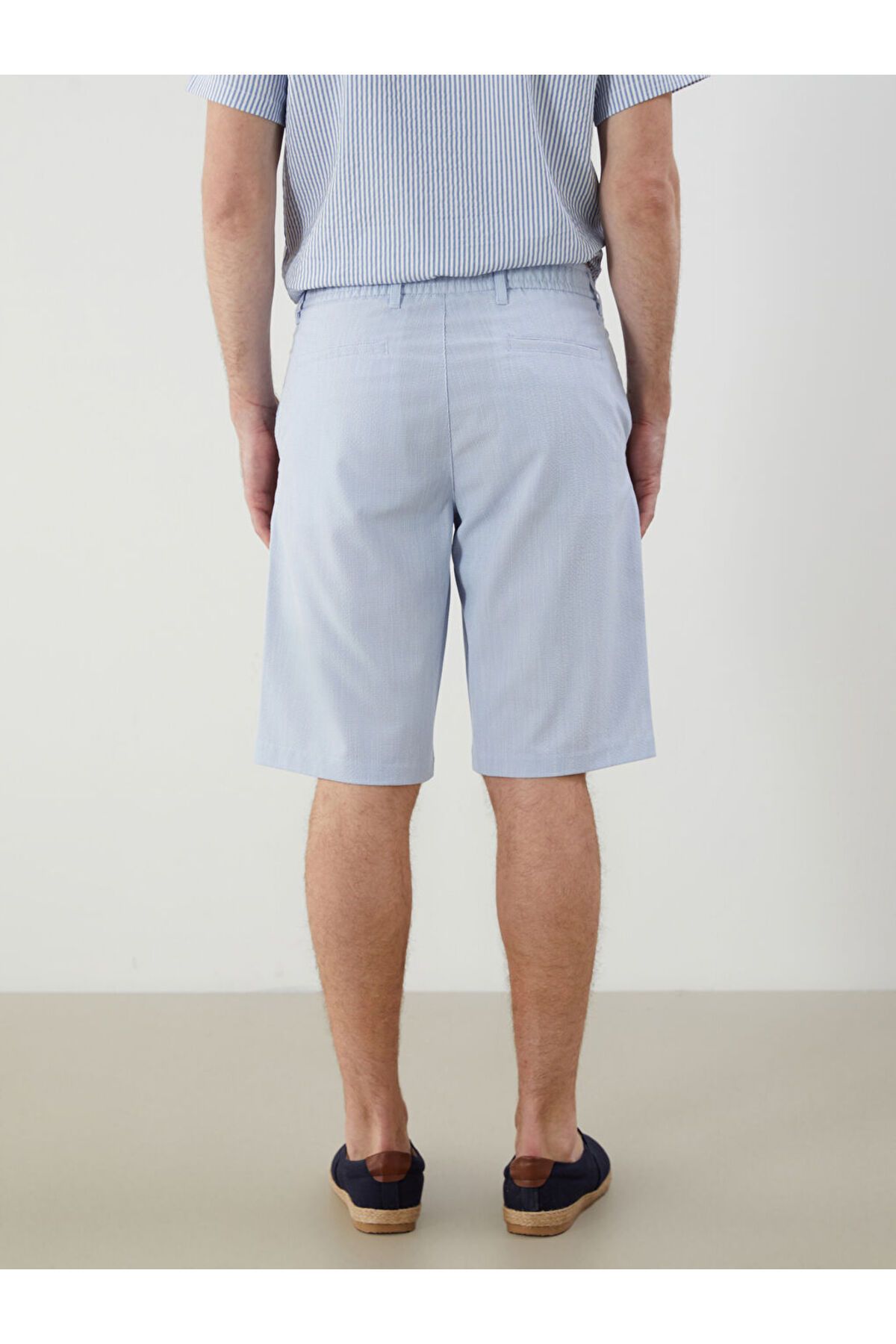 LC Waikiki-Ανδρικό σορτς Ecru Standard Fit 4