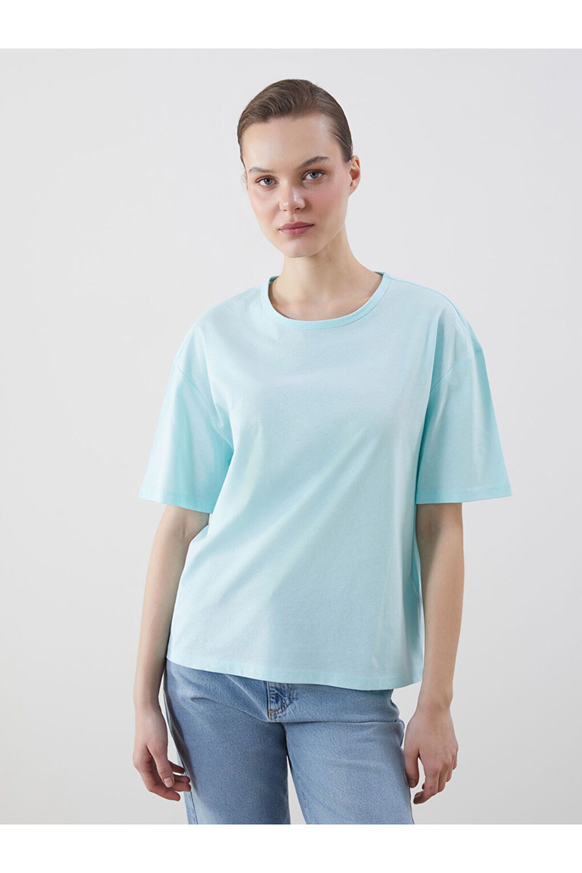 LC Waikiki Yeni Sezon Bisiklet Yaka Oversize Kadin Tisort - S5KR16Z8