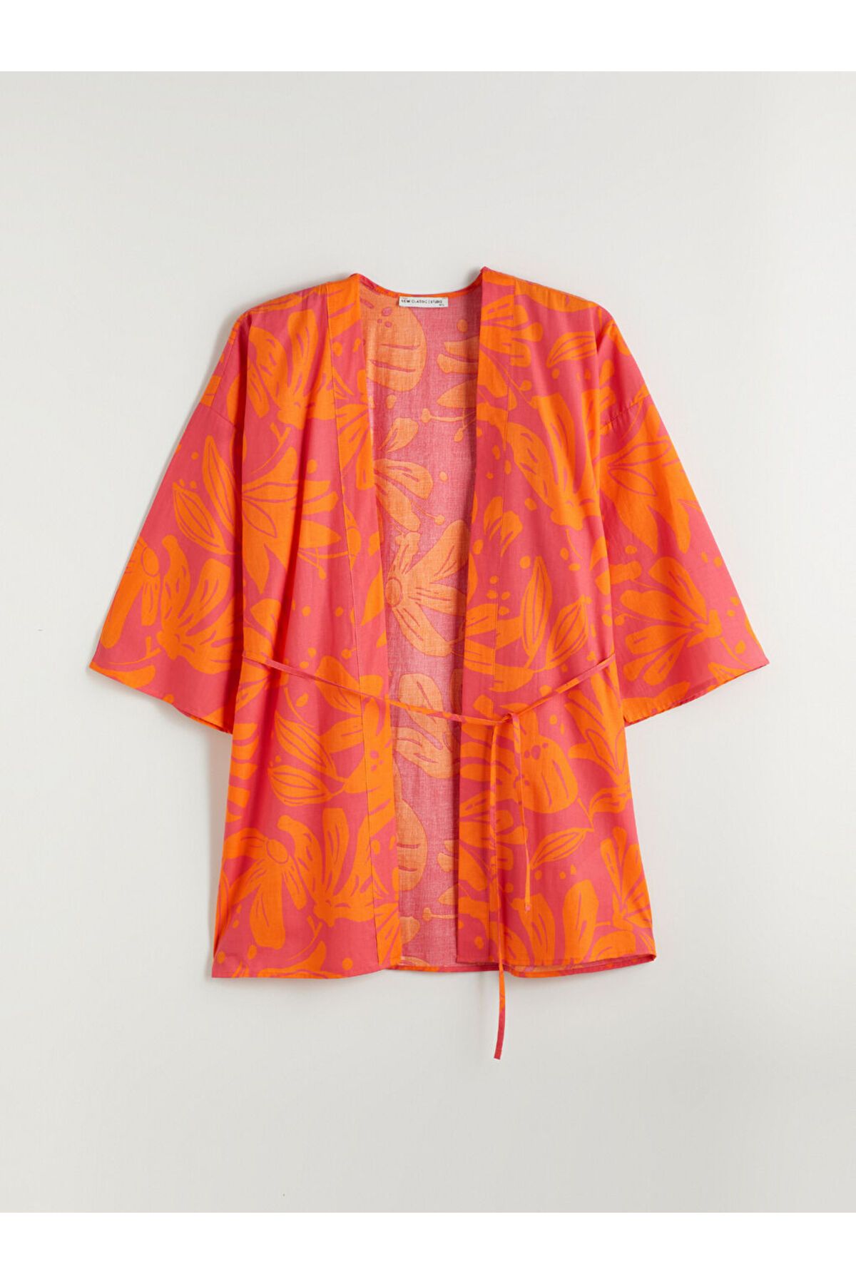LC Waikiki Şal Yaka Çiçekli Oversize Kadın Kimono