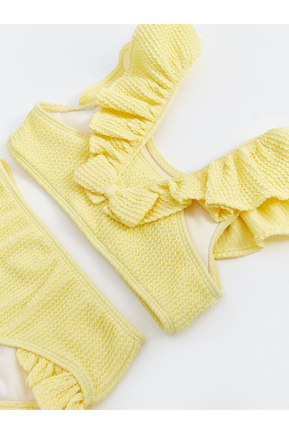 LC Waikiki Kız Bebek Bikini Takımı fotoğrafı 3 (önizleme)