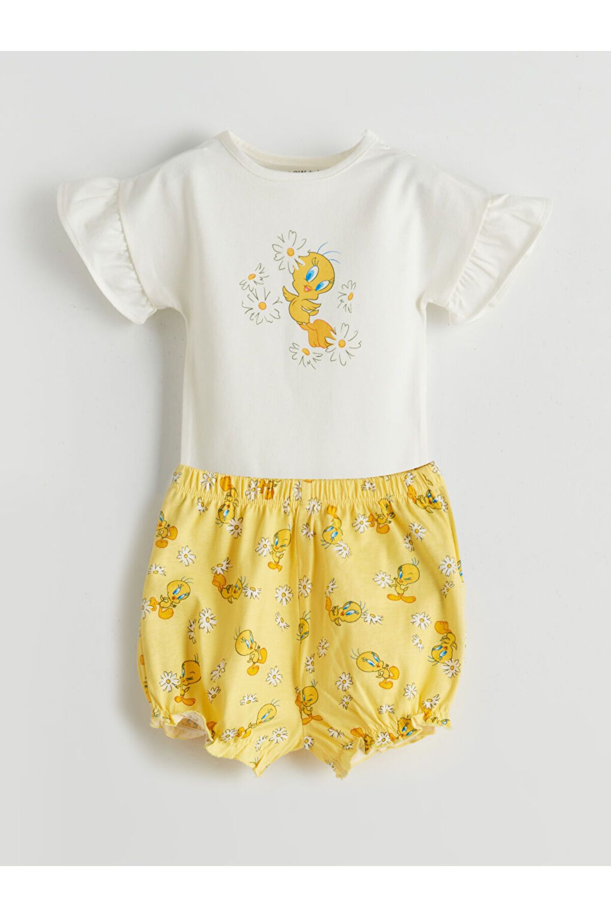 LC Waikiki LCW baby Ekru Tweety Baskılı Kız Bebek Çıtçıtlı Body ve Şort 2'li