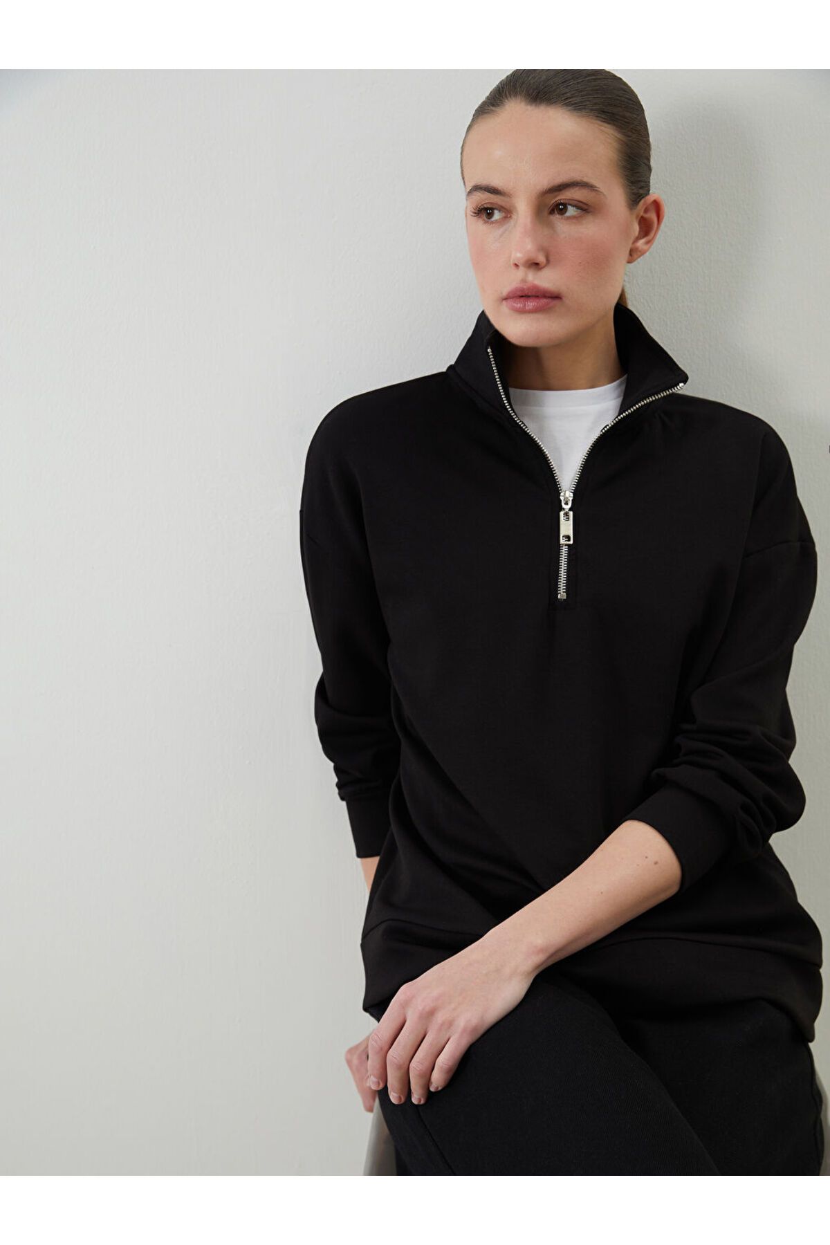 LC Waikiki Dik Yaka Kadın Sweatshirt