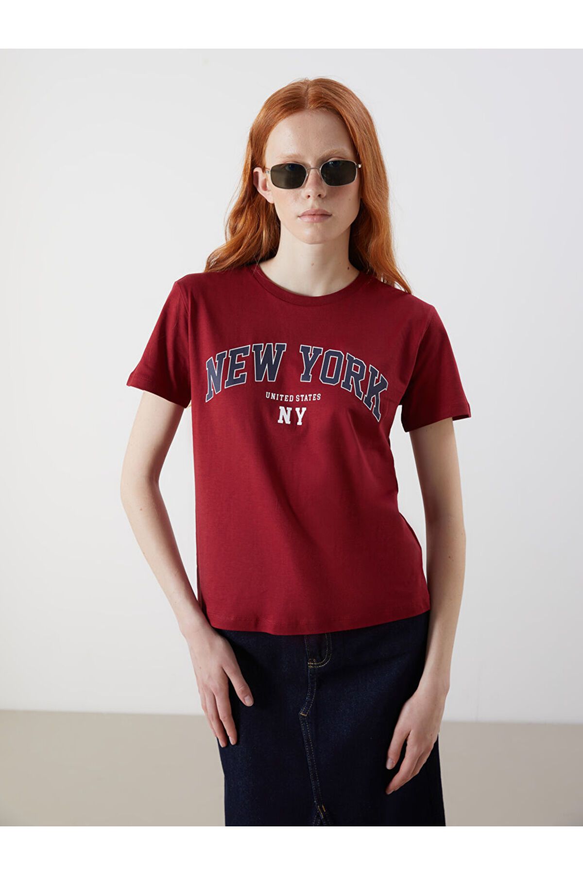 LC Waikiki XSIDE Bordo Bisiklet Yaka New York Baskılı Kadın Tişört