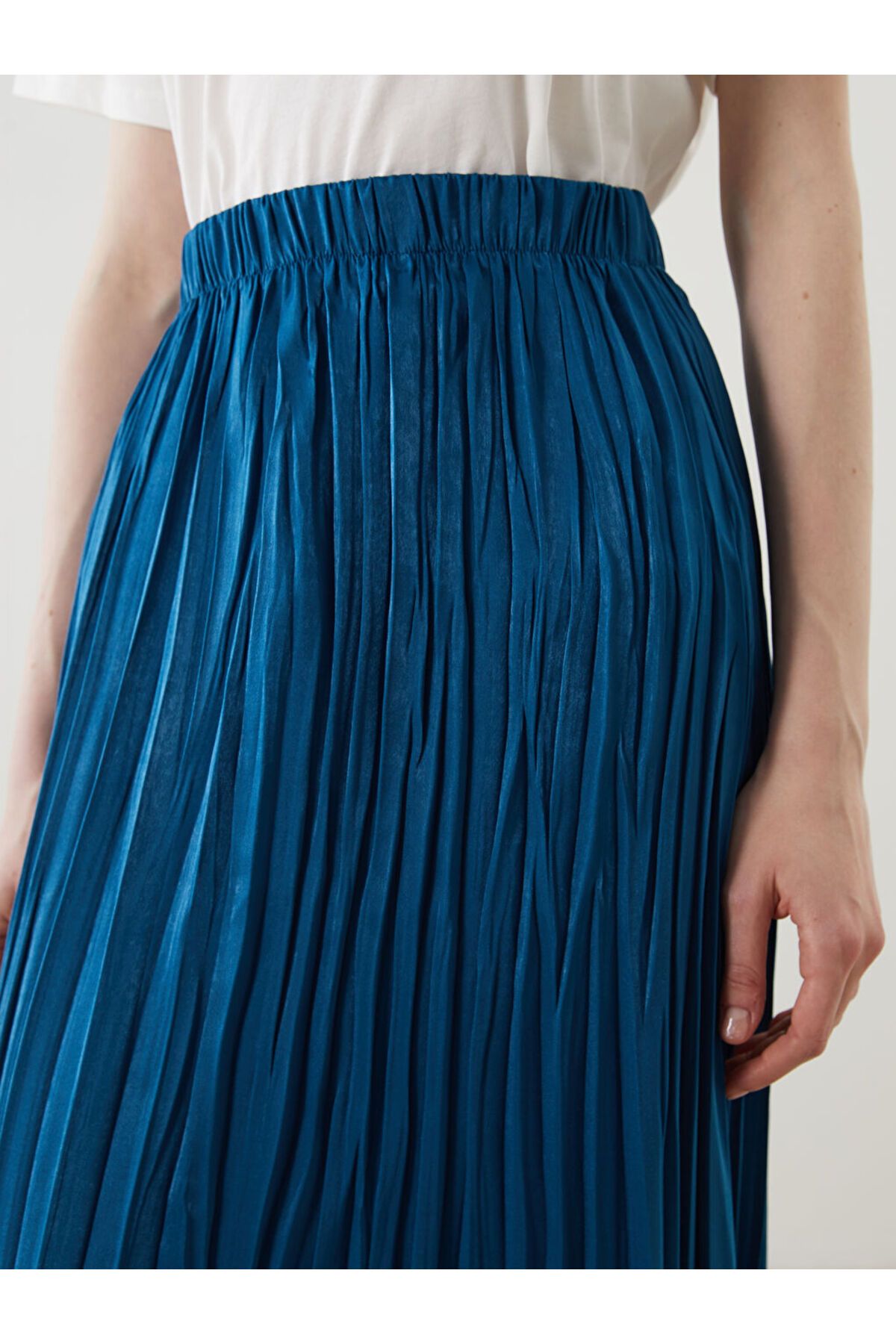 LC Waikiki-Pleated Skirt with Elastic Waist 3