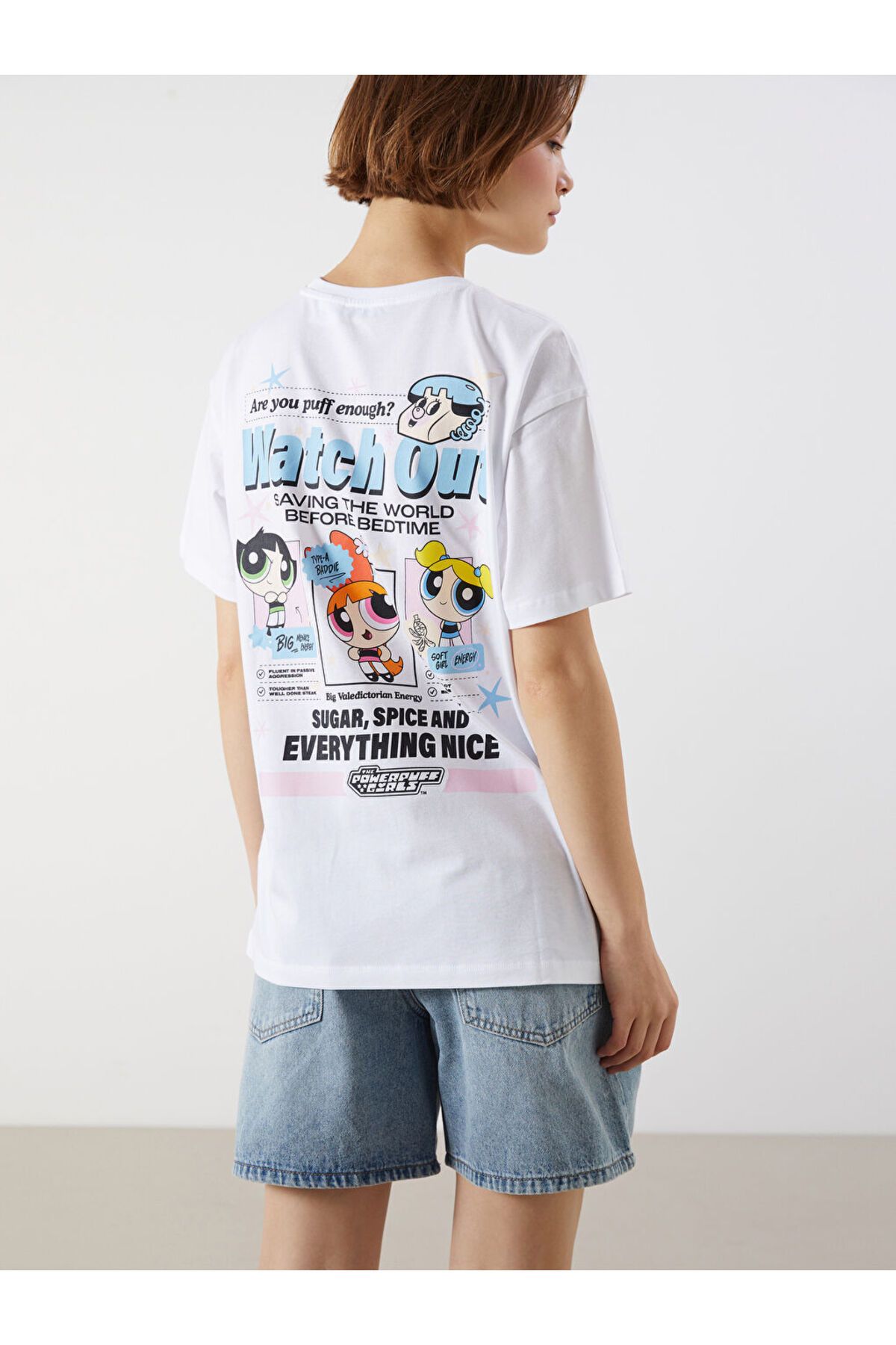 LC Waikiki XSIDE Beyaz Bisiklet Yaka Powerpuff Girls Baskılı Kadın Tişört