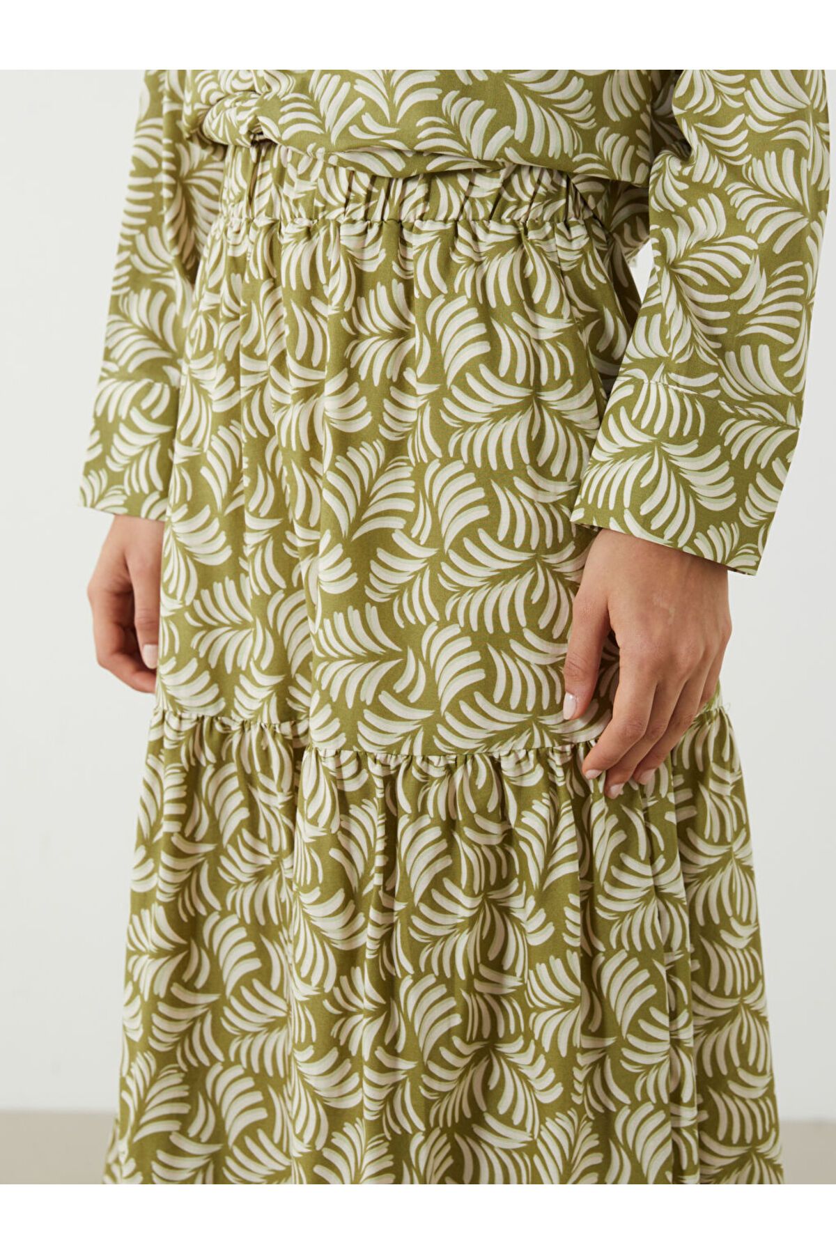 LC Waikiki-Lcw Elastic Waist Patterned Folded Skirt Fast Fashion 3