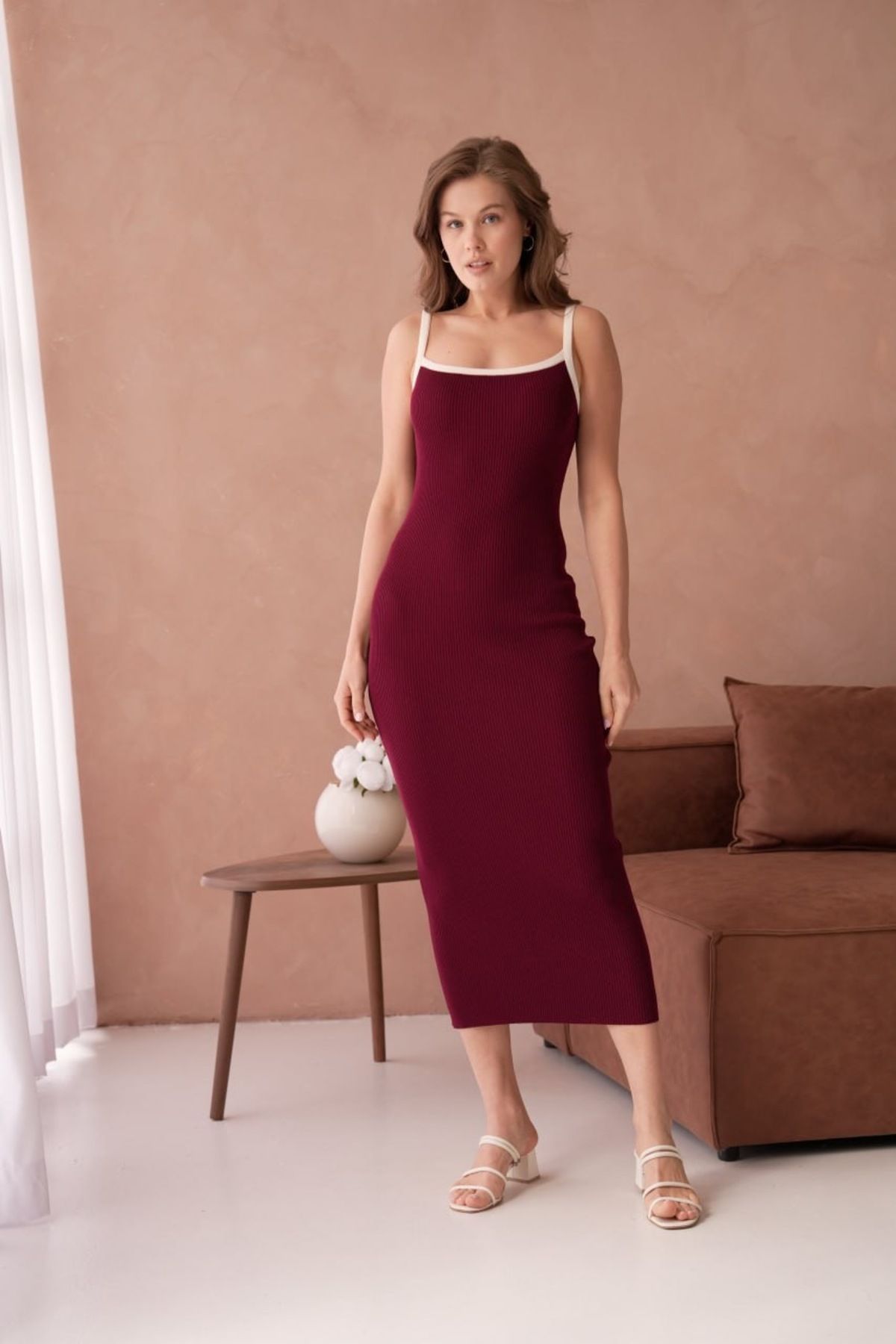 Noi Belis Maxi Boy Biye Detaylı Askılı Vücuda Oturan/Fitted İnce Yazlık Elbise SS25EL0027