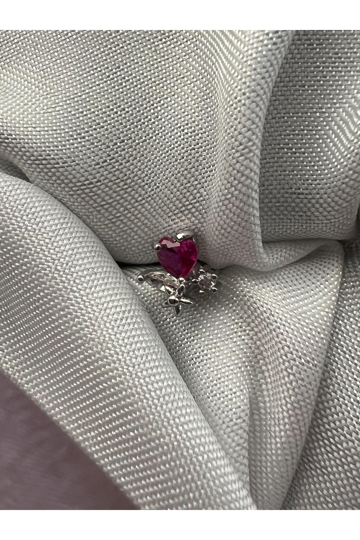 MODA Kalp Taşlı Cerrahi Çelik Piercing