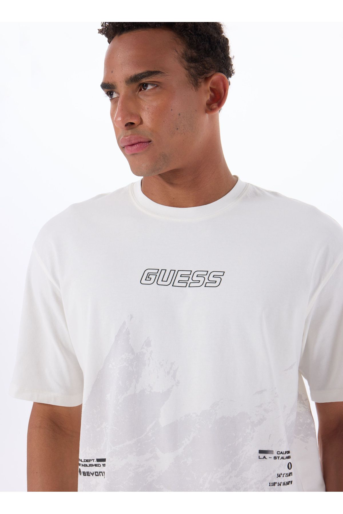 Guess Z5GI05I3Z14G018 KOCHA CN T-SHIRT Beyaz Yuvarlak Yaka Oversized ...