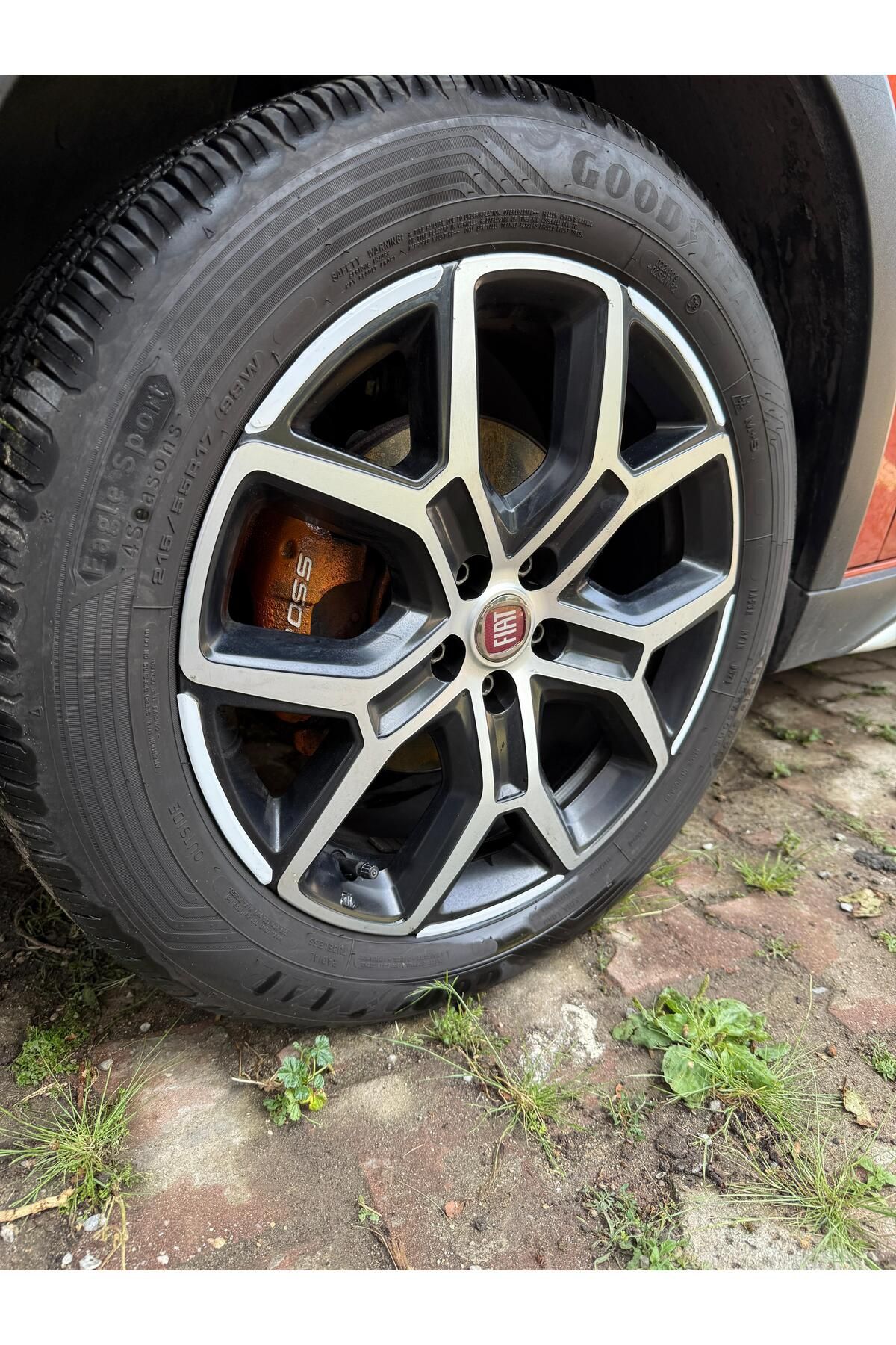Fiat Egea Cross Jant Sticker Beyaz