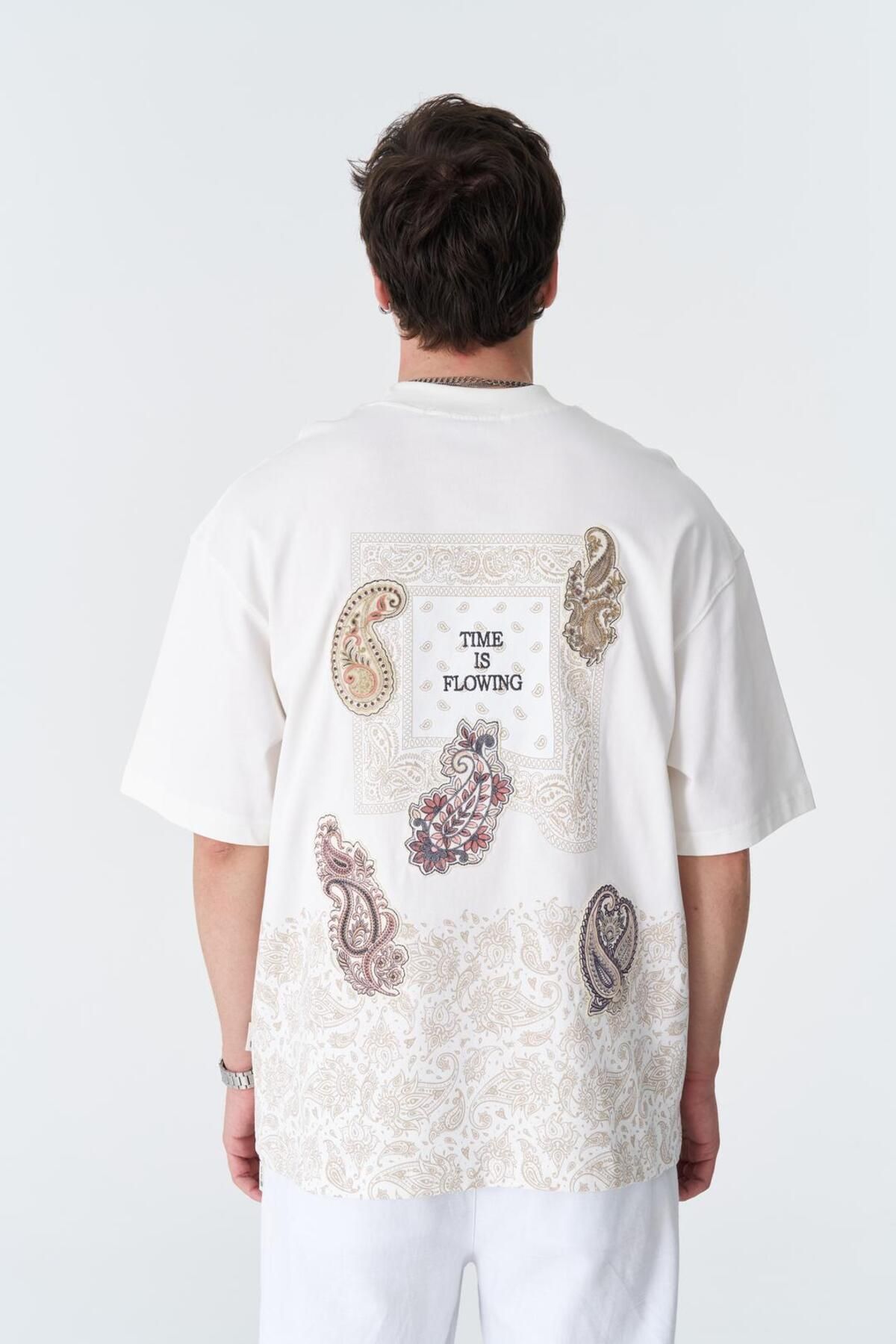 CANMODA TIME IS FLOWING Oversize Tişört – %100 Pamuk - Beyaz