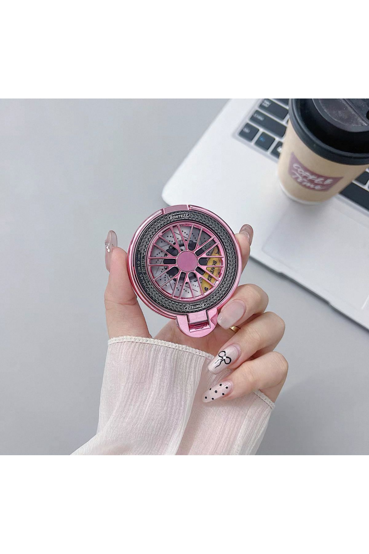 EDELFU Popsocket Tekerlek Temalı Dönen Jantlar Yapışkanlı Standlı Telefon Tutacağı Plastik ve Hafif Tutacak