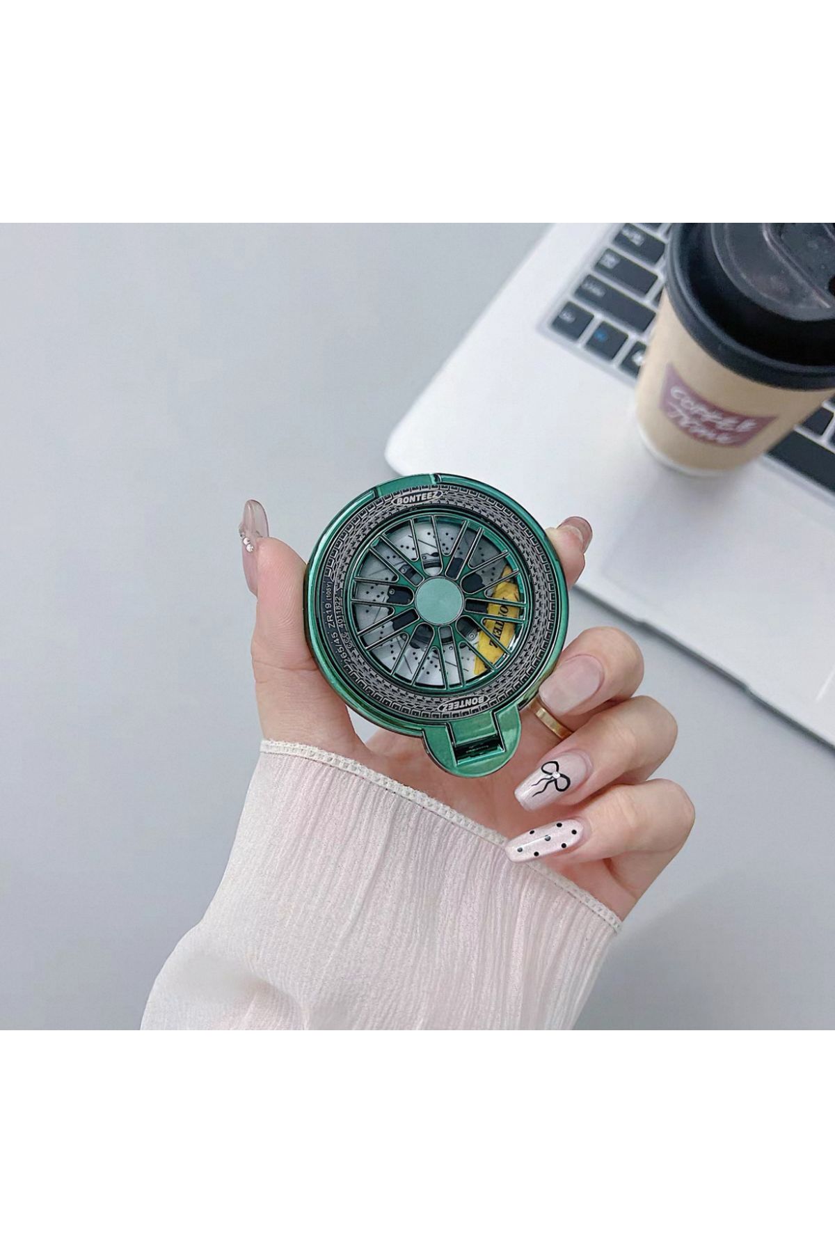 EDELFU Popsocket Tekerlek Temalı Dönen Jantlar Yapışkanlı Standlı Telefon Tutacağı Plastik ve Hafif Tutacak
